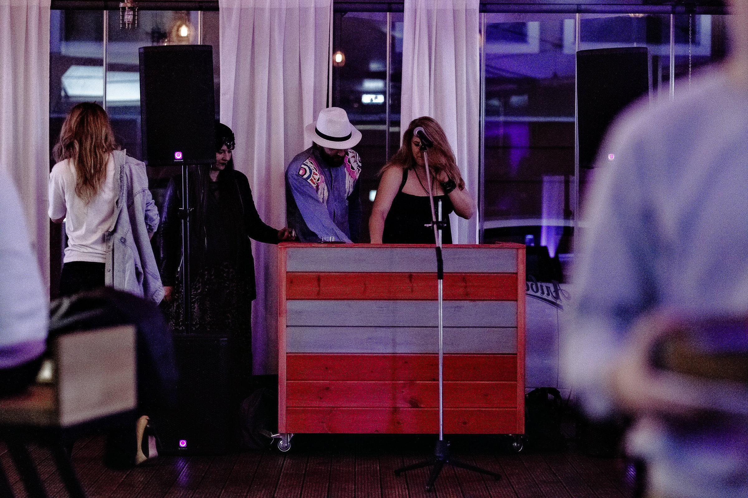 ТЕРРАСА ДВОР. Репортажный фотограф Александр Задорин, Минск, Беларусь