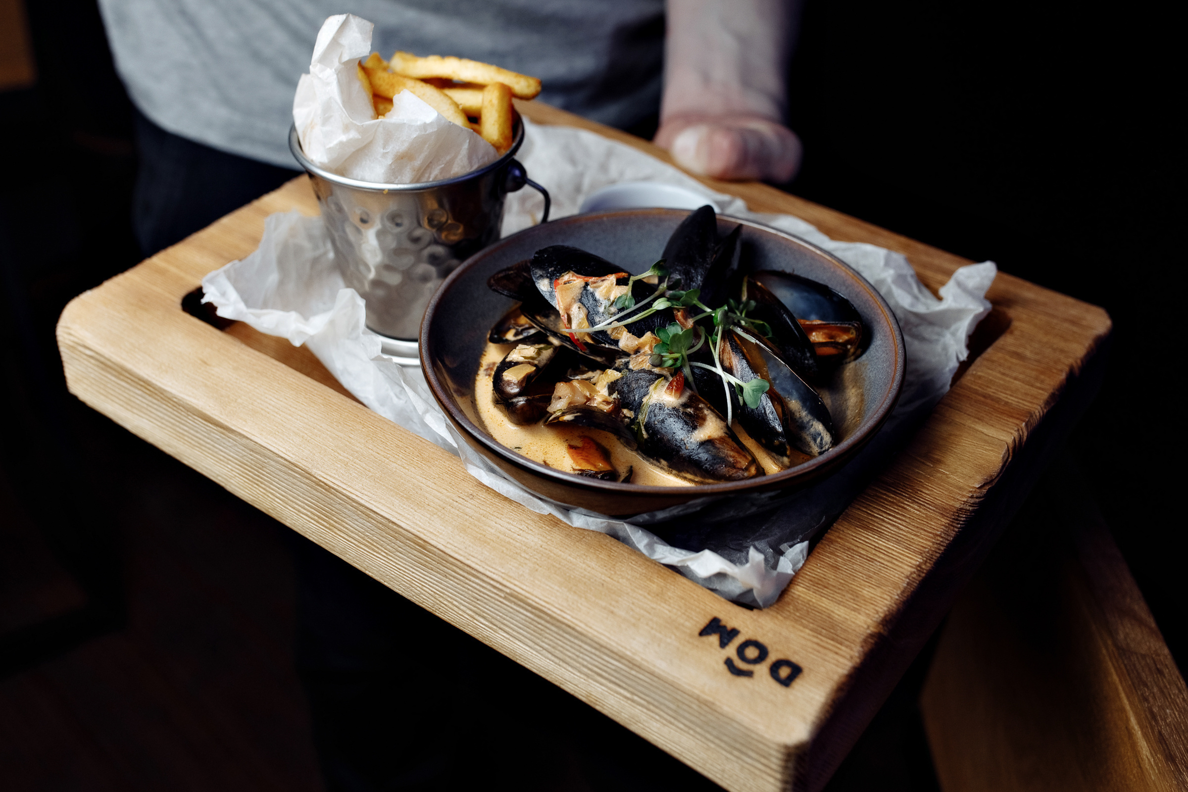 ТЕРРАСА ДВОР. Репортажный фотограф Александр Задорин, Минск, Беларусь