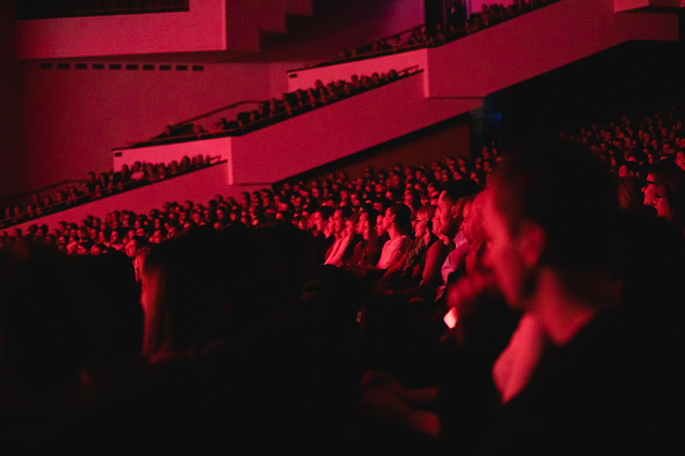 Концерт Большой Stand Up. Нурлан Сабуров и Алексей Щербаков. Репортажный фотограф Александр Задорин, Минск, Беларусь