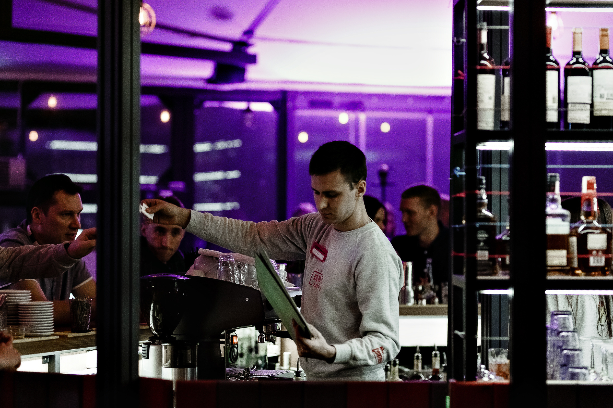 ТЕРРАСА ДВОР. Репортажный фотограф Александр Задорин, Минск, Беларусь