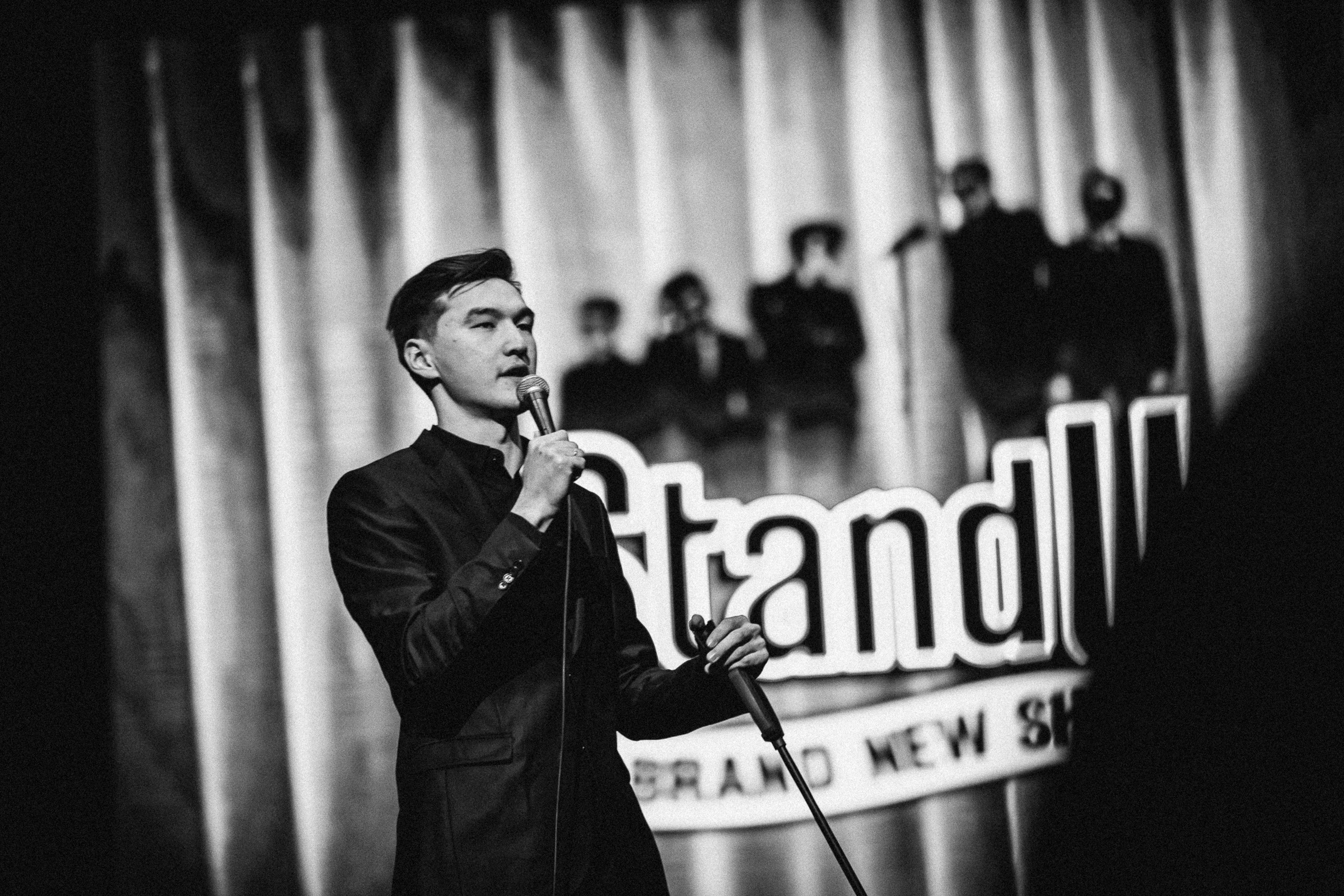 Концерт Большой Stand Up. Нурлан Сабуров и Алексей Щербаков. Репортажный фотограф Александр Задорин, Минск, Беларусь