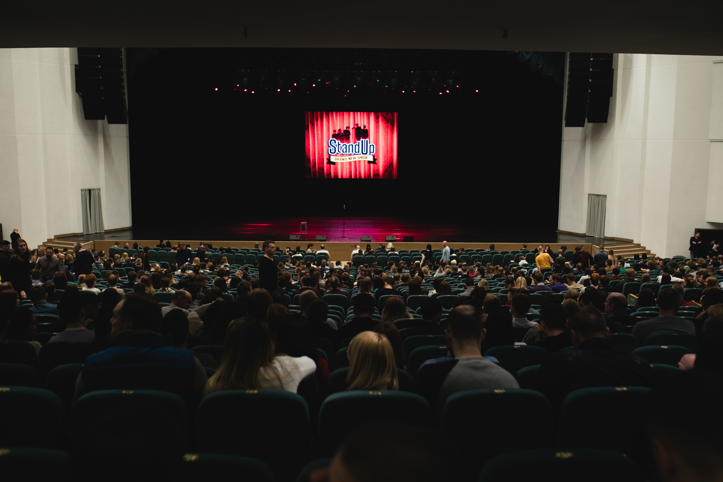 Концерт Большой Stand Up. Нурлан Сабуров и Алексей Щербаков. Репортажный фотограф Александр Задорин, Минск, Беларусь