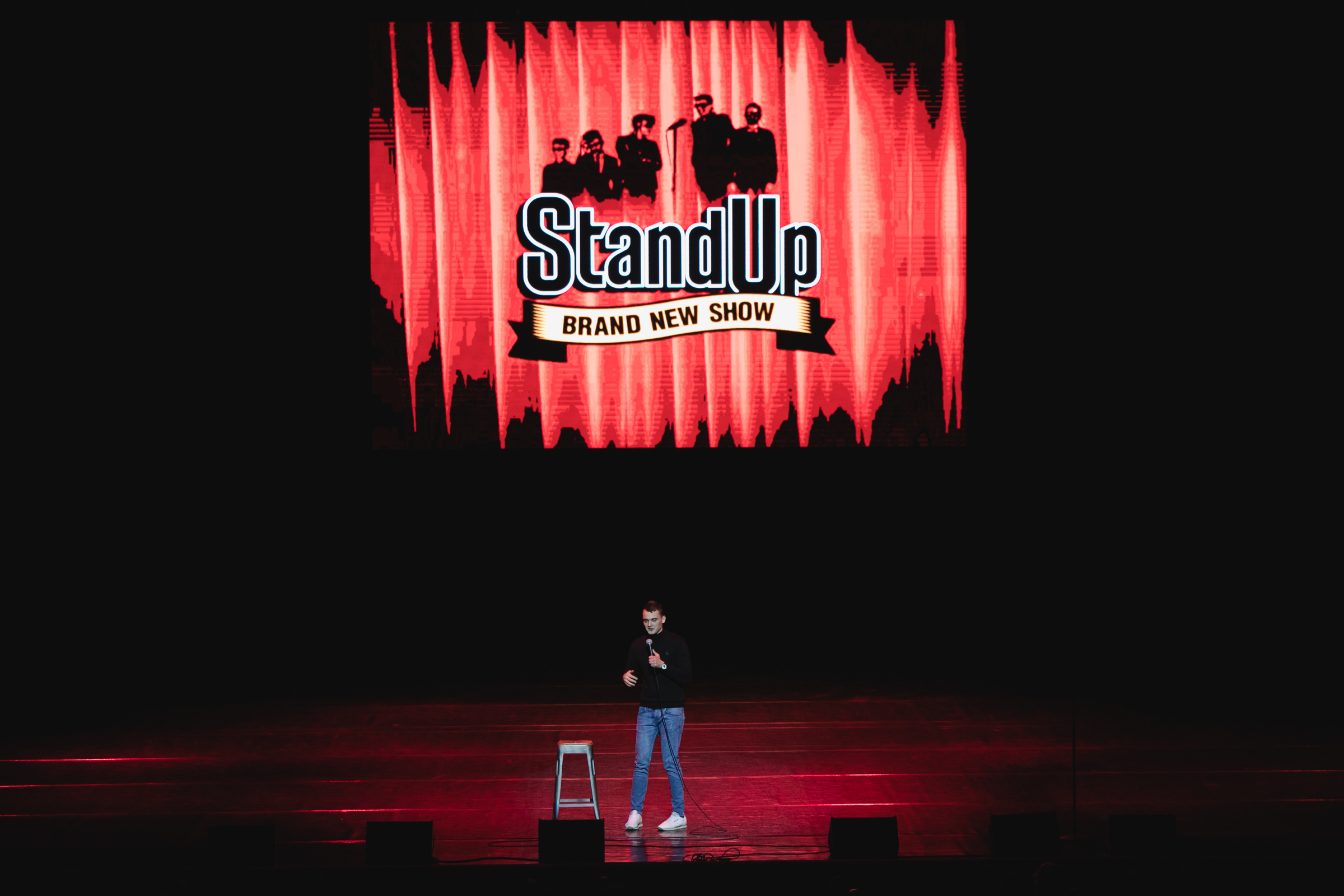 Концерт Большой Stand Up. Нурлан Сабуров и Алексей Щербаков. Репортажный фотограф Александр Задорин, Минск, Беларусь