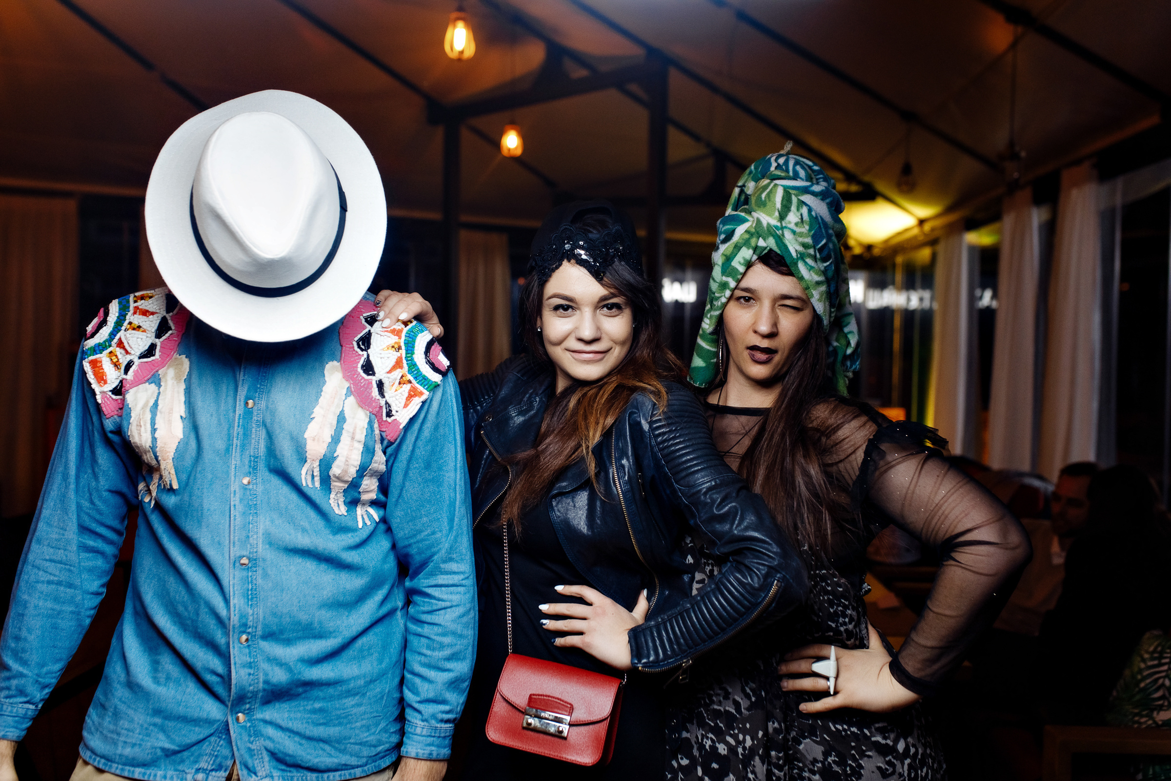 ТЕРРАСА ДВОР. Репортажный фотограф Александр Задорин, Минск, Беларусь