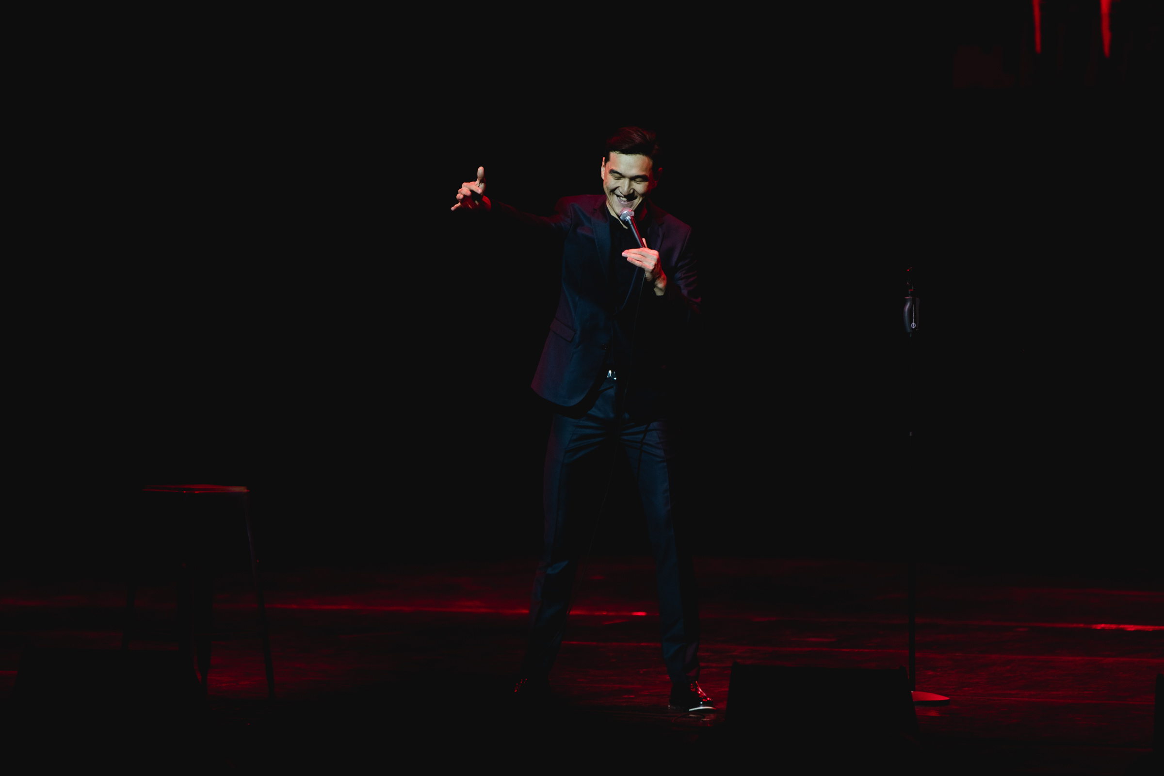 Концерт Большой Stand Up. Нурлан Сабуров и Алексей Щербаков. Репортажный фотограф Александр Задорин, Минск, Беларусь