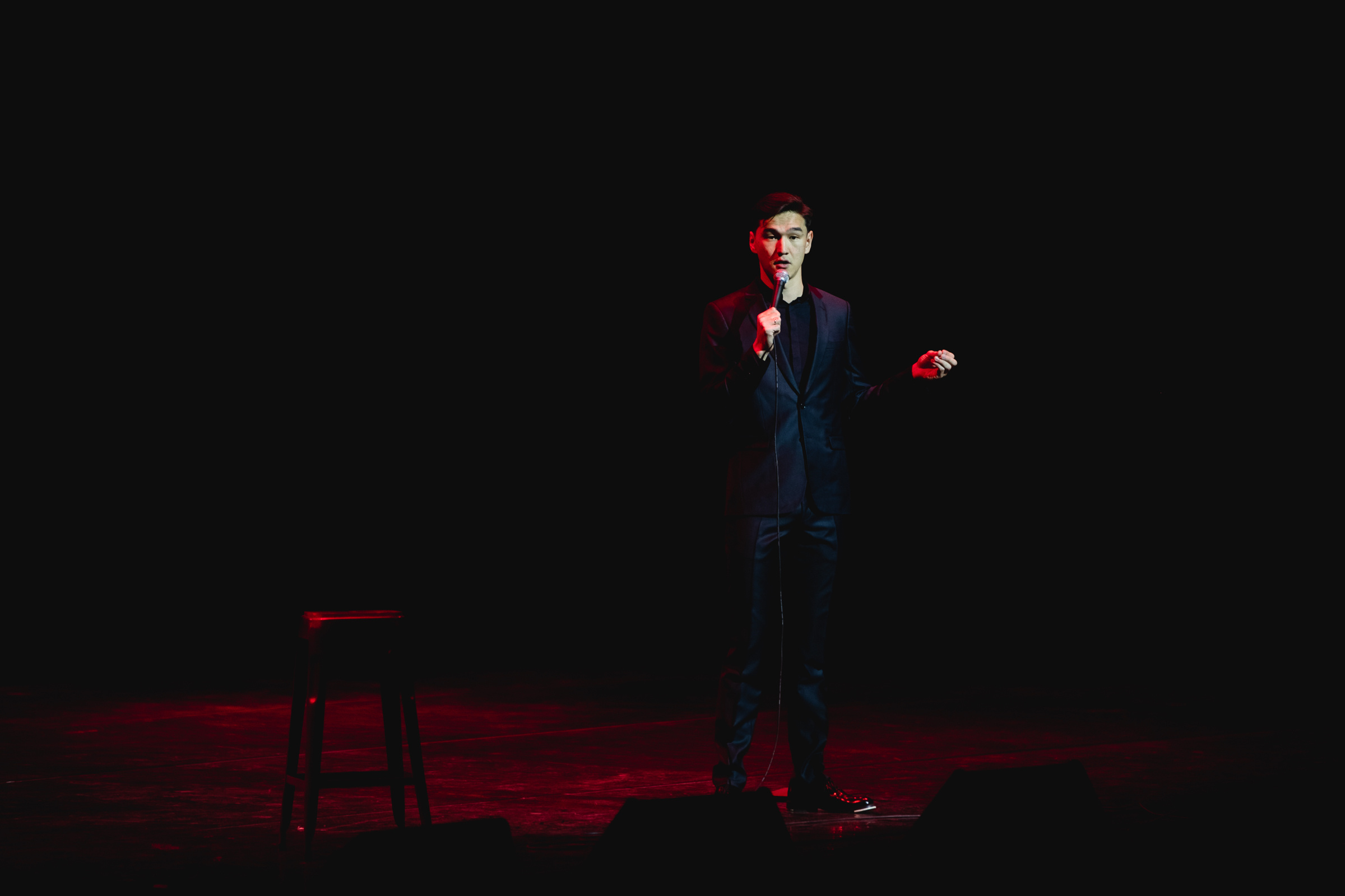 Концерт Большой Stand Up. Нурлан Сабуров и Алексей Щербаков. Репортажный фотограф Александр Задорин, Минск, Беларусь