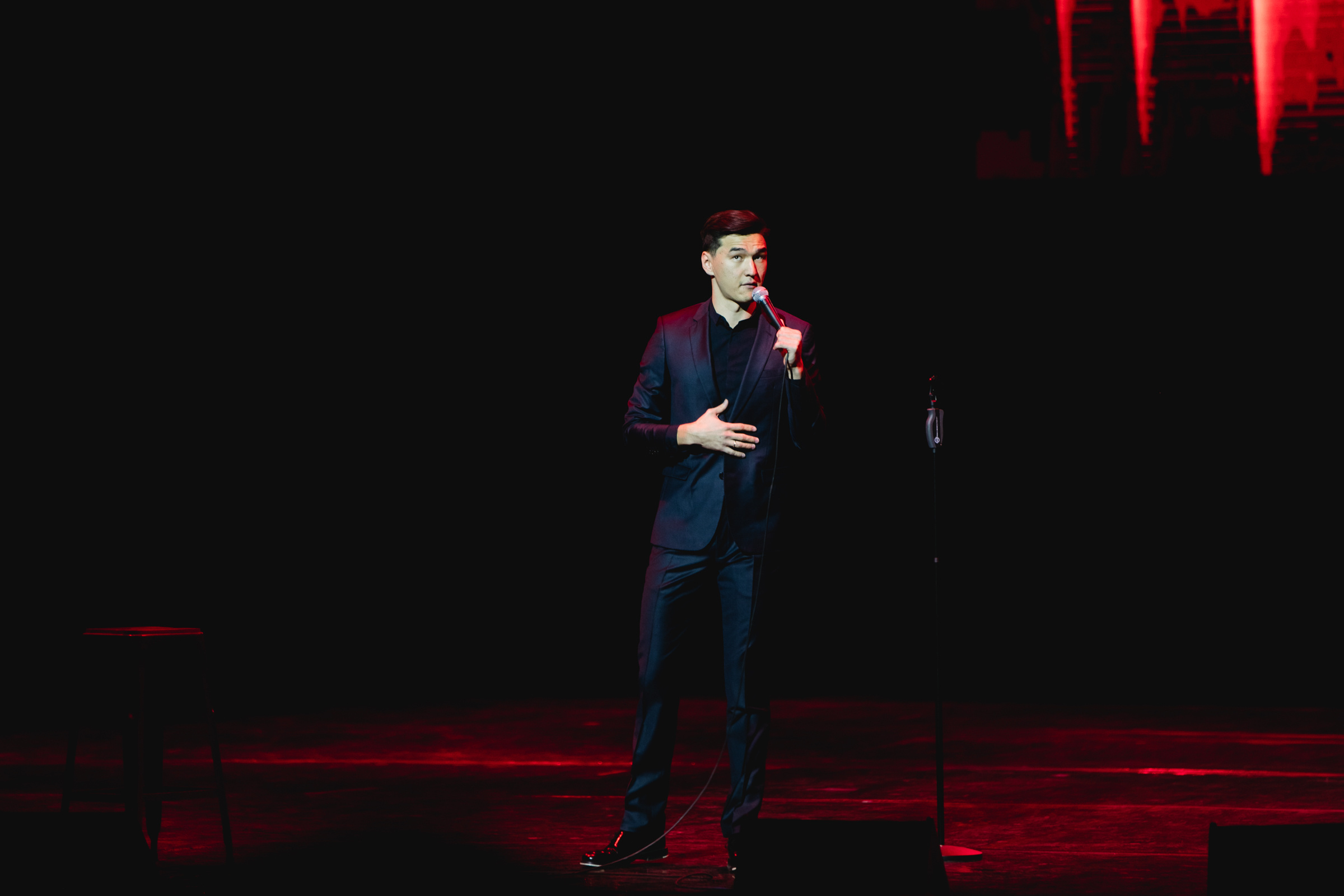 Концерт Большой Stand Up. Нурлан Сабуров и Алексей Щербаков. Репортажный фотограф Александр Задорин, Минск, Беларусь