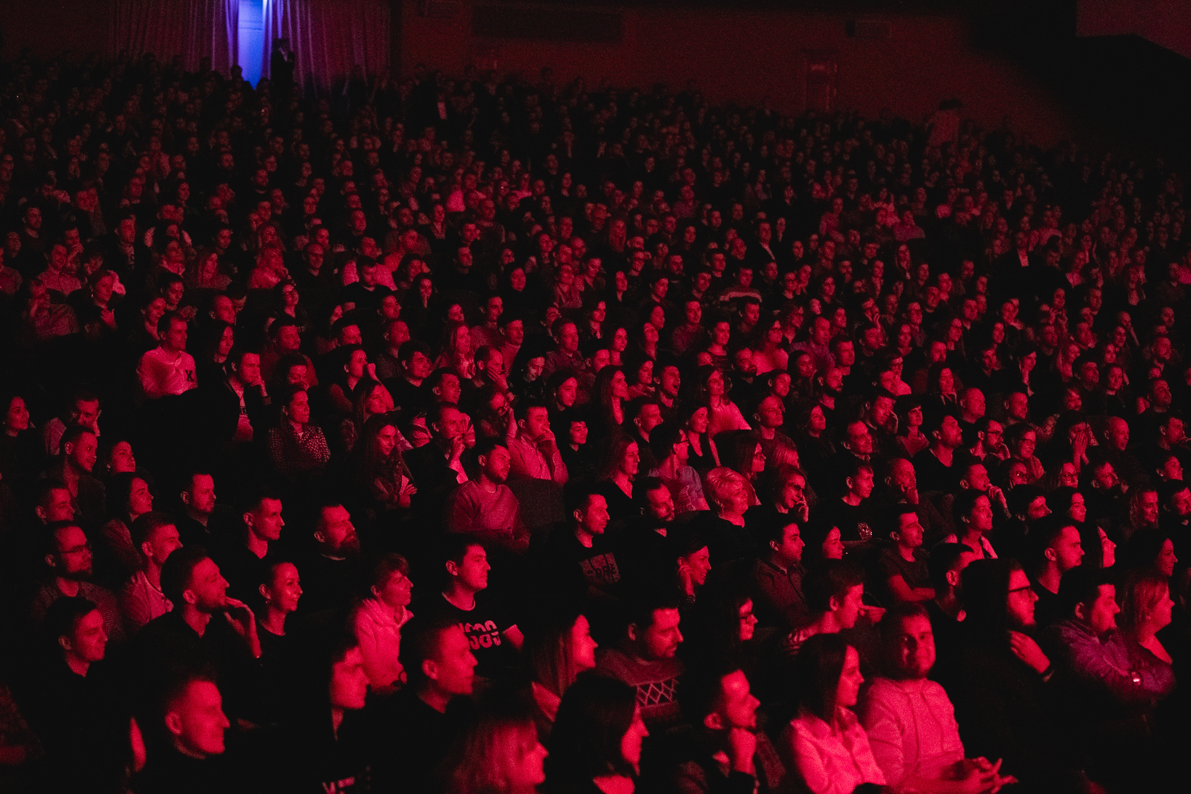 Концерт Большой Stand Up. Нурлан Сабуров и Алексей Щербаков. Репортажный фотограф Александр Задорин, Минск, Беларусь