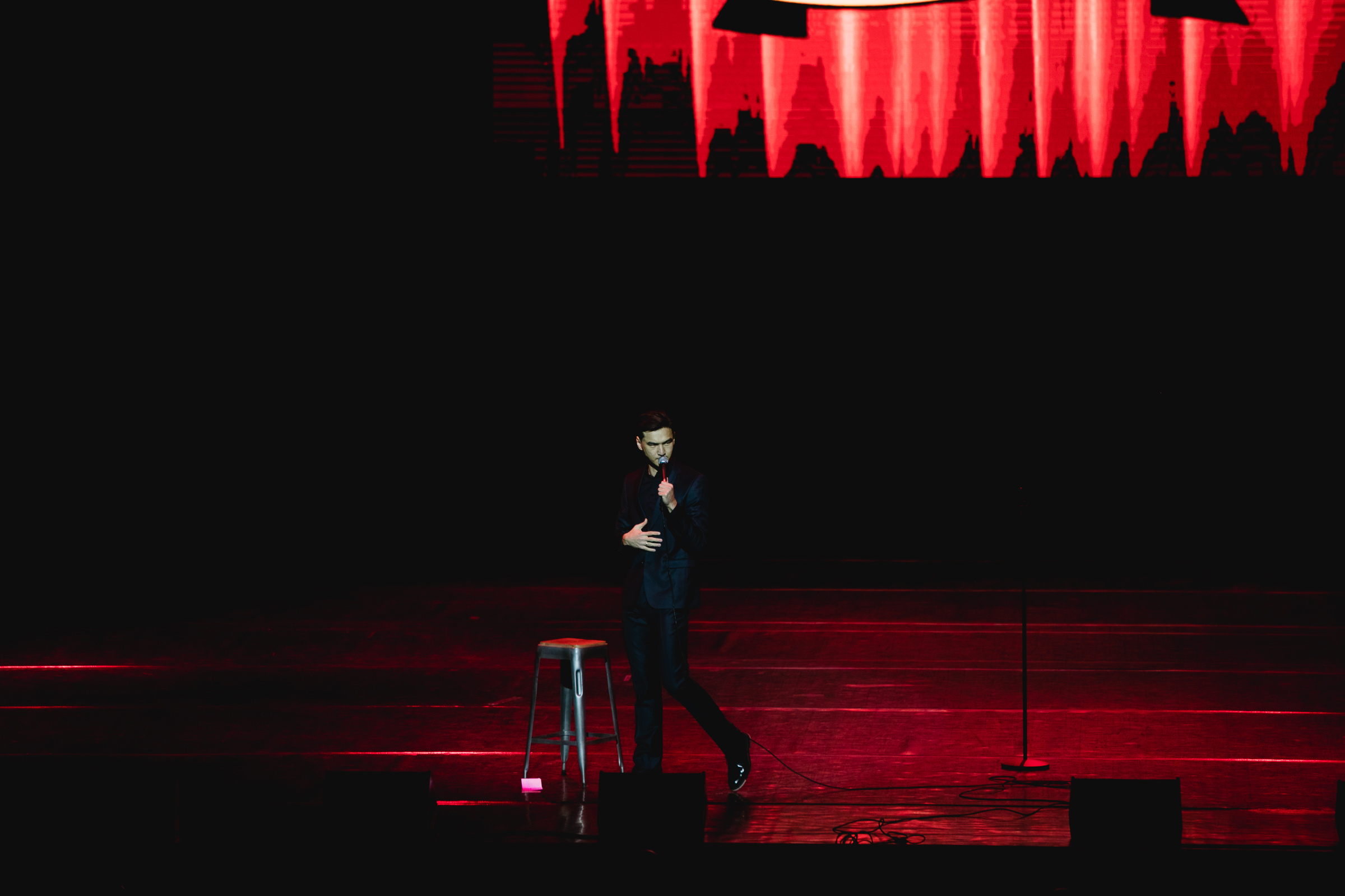 Концерт Большой Stand Up. Нурлан Сабуров и Алексей Щербаков. Репортажный фотограф Александр Задорин, Минск, Беларусь