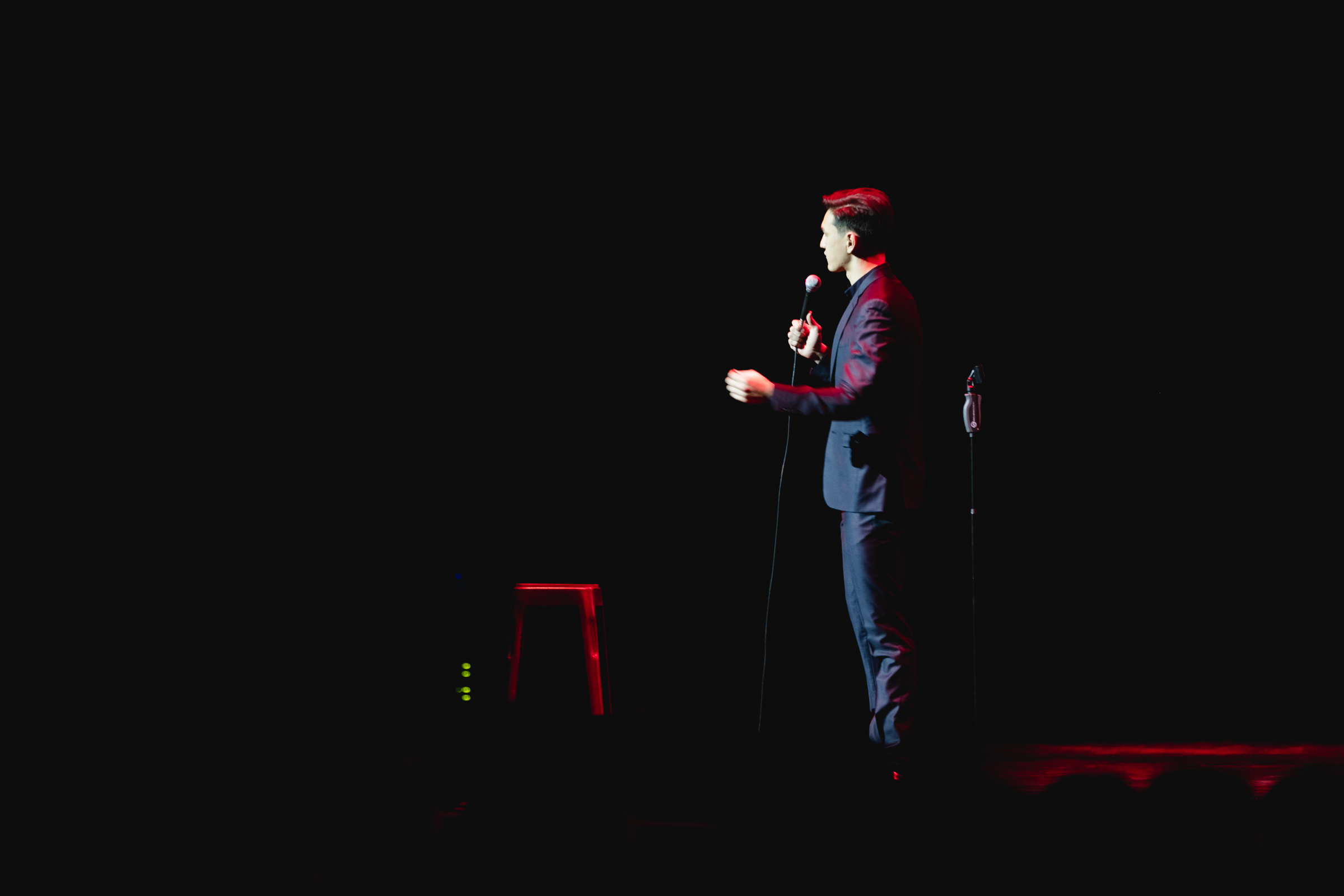 Концерт Большой Stand Up. Нурлан Сабуров и Алексей Щербаков. Репортажный фотограф Александр Задорин, Минск, Беларусь