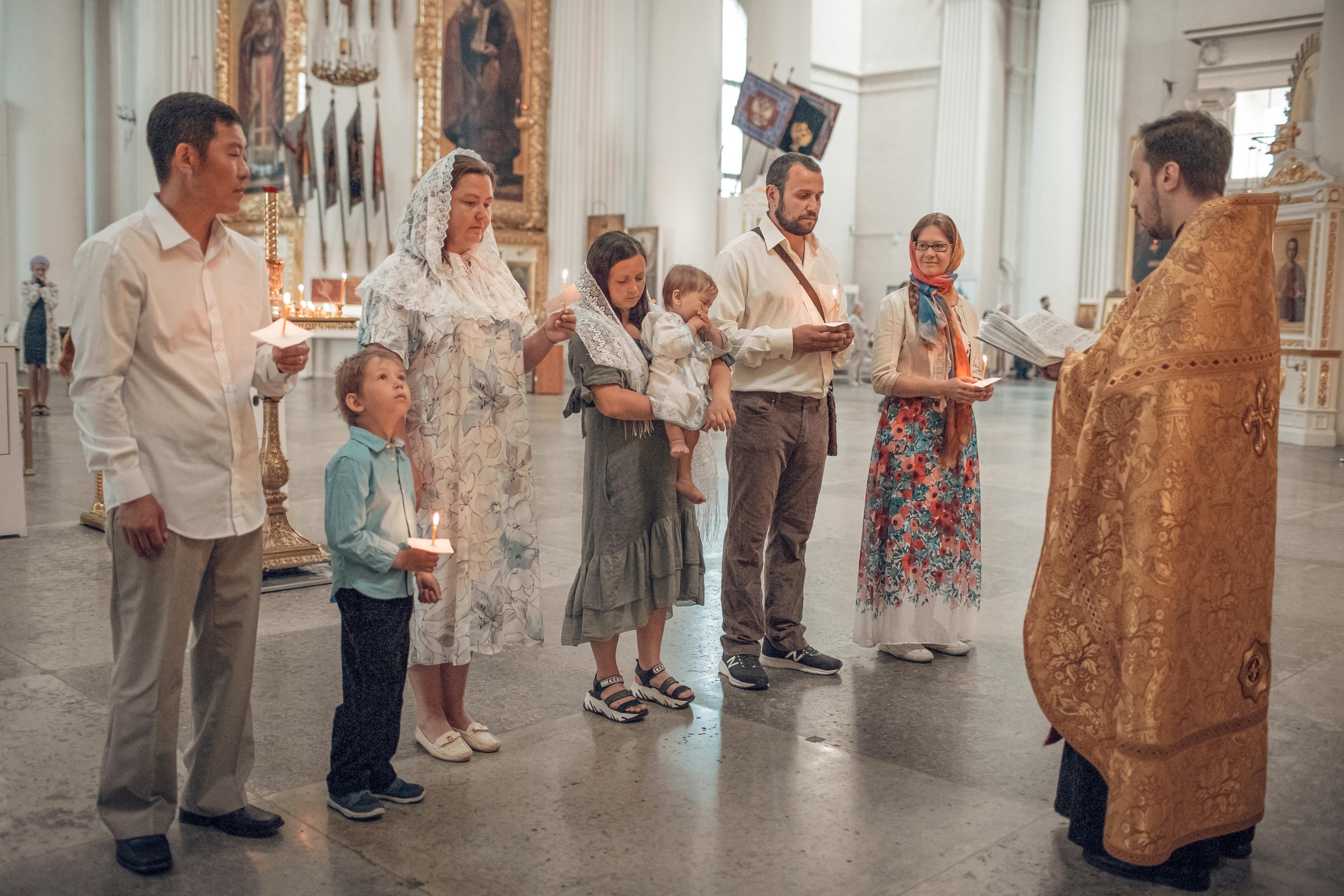 КРЕЩЕНИЕ ЛЕОНИДА. Семейный фотограф Ирис Сенченко