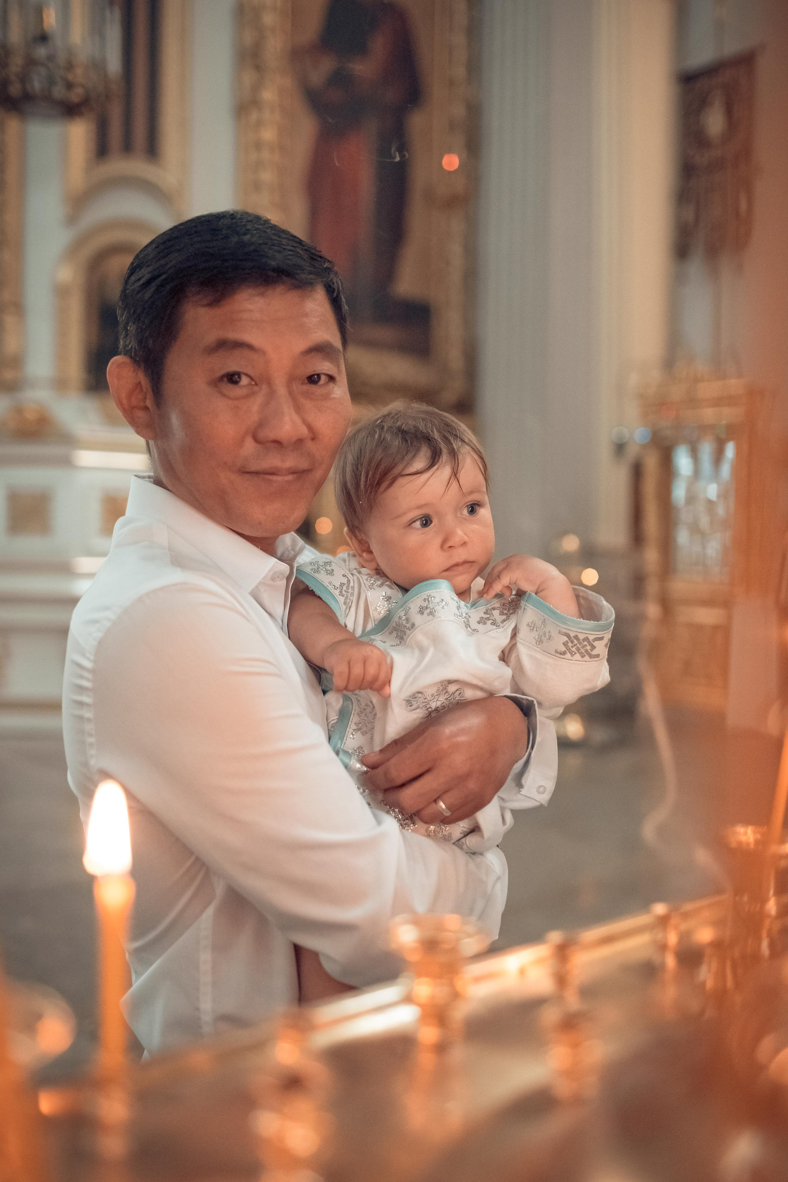 КРЕЩЕНИЕ ЛЕОНИДА. Семейный фотограф Ирис Сенченко