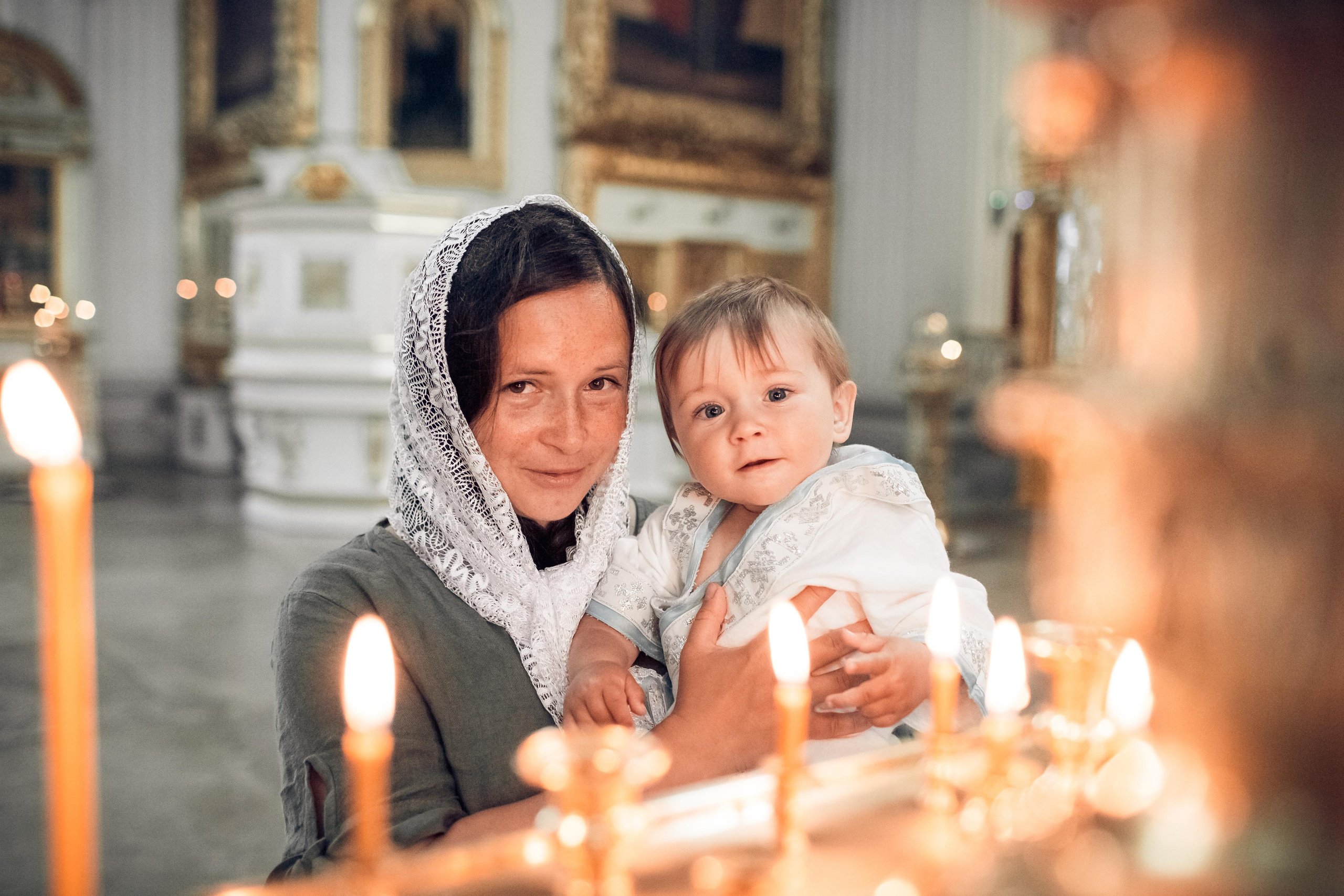 КРЕЩЕНИЕ ЛЕОНИДА. Семейный фотограф Ирис Сенченко