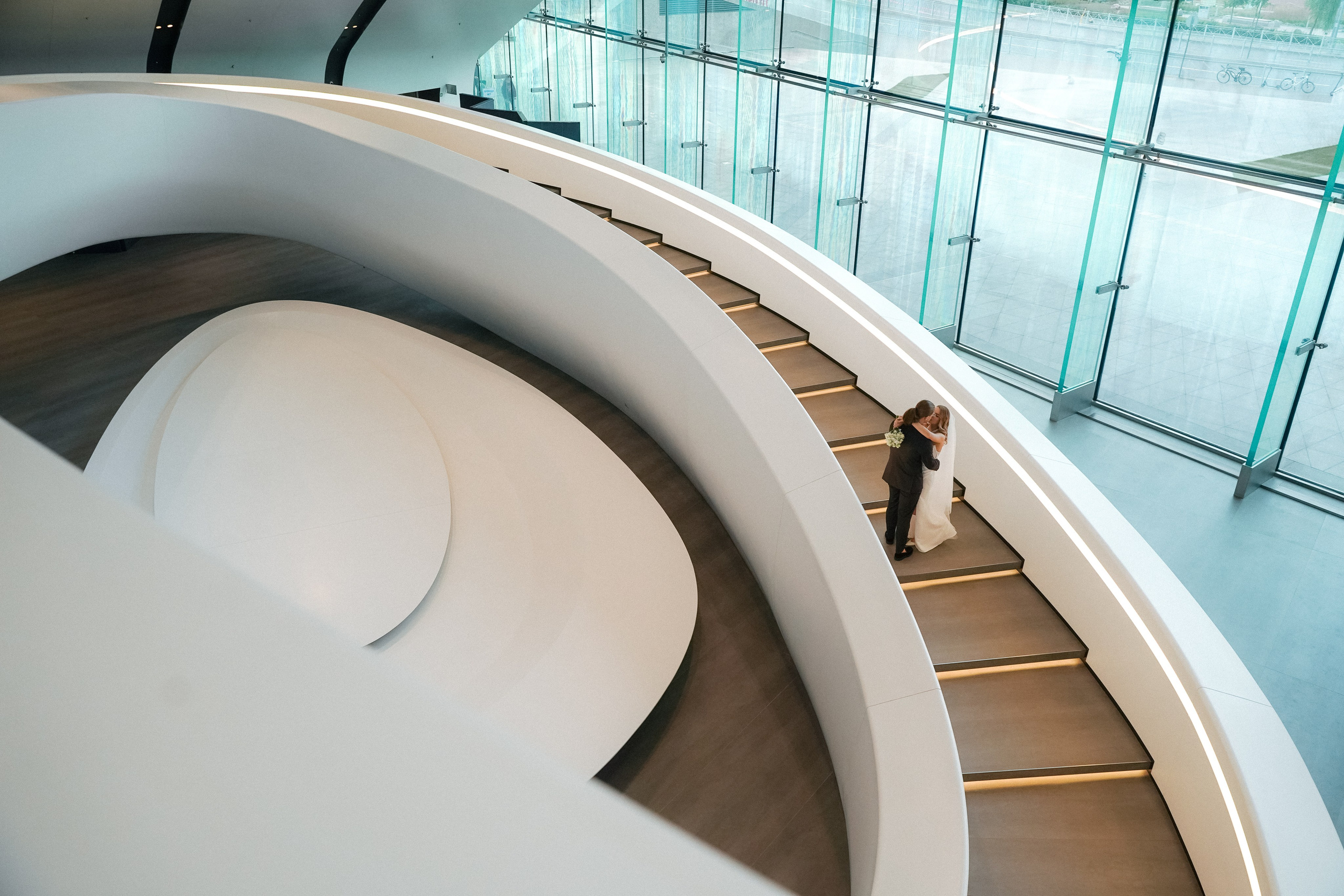 Минимализм на Лахте. Анна и Дмитрий. Professional photoartist in St. Petersburg (wedding, reportage, portrait, model book, love story) Alexander Shvedov