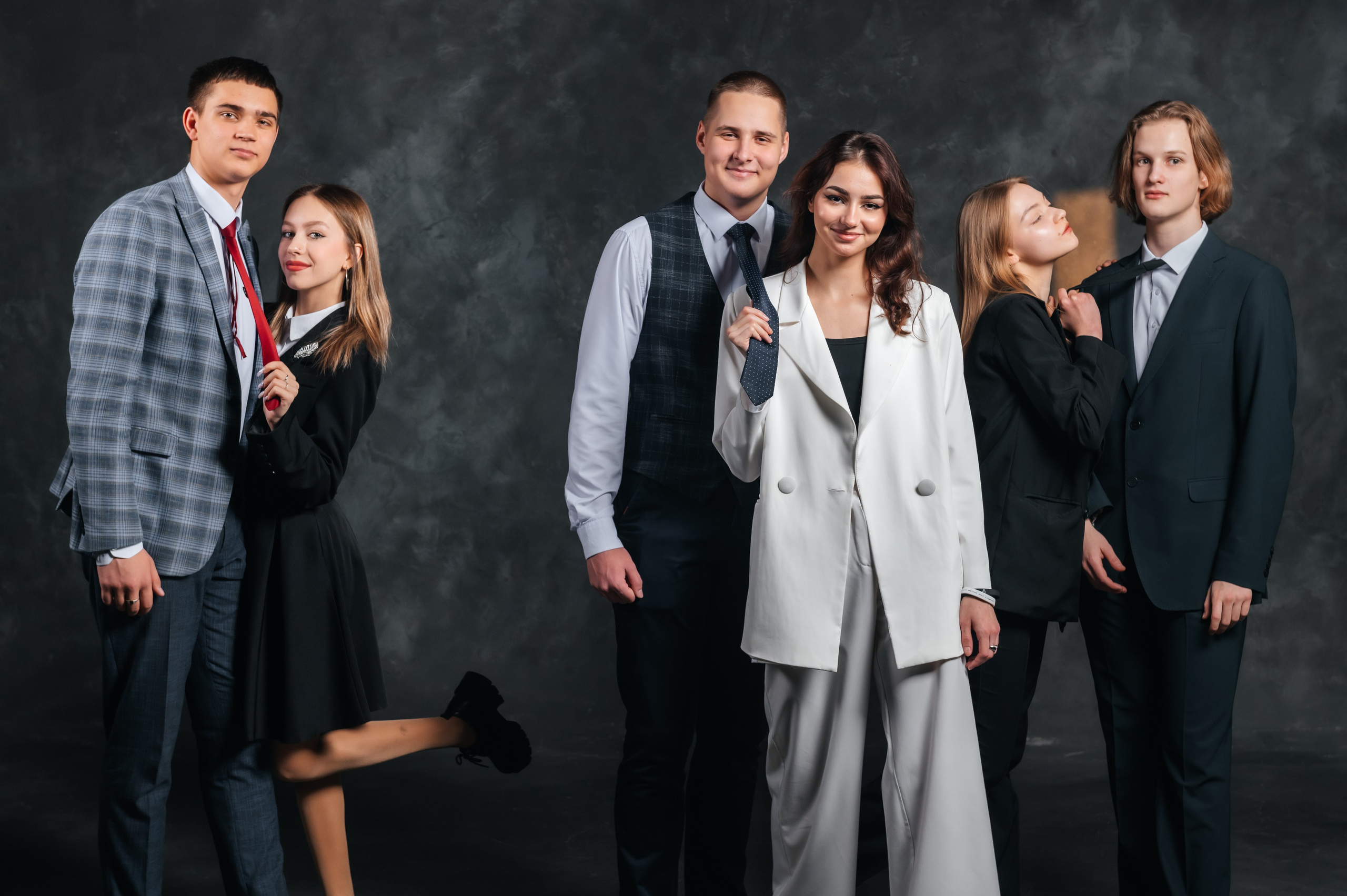 Старшие классы. Современные выпускные альбомы в Новосибирске