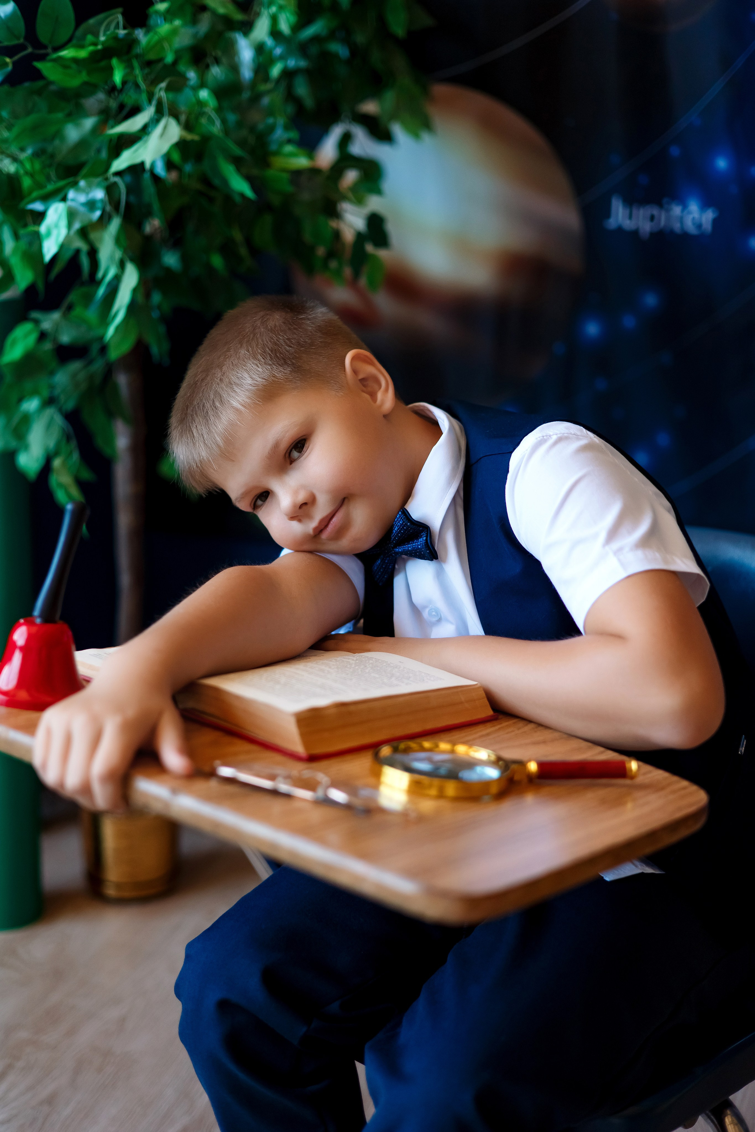 4 класс фотосессия в фотостудии. Фотограф Любовь Корниенко, Примоский край