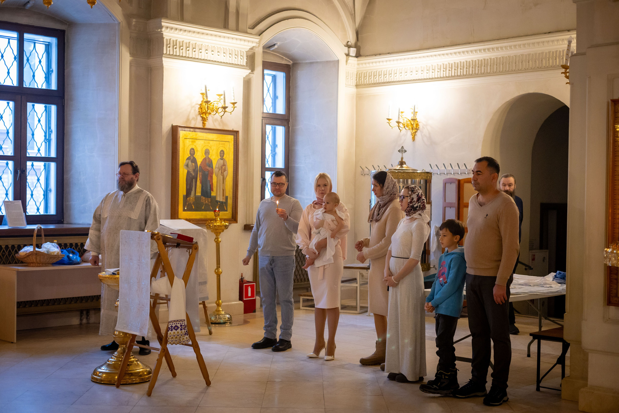 Таинство крещения Алексея. Семейный и детский фотограф Анна Петракова