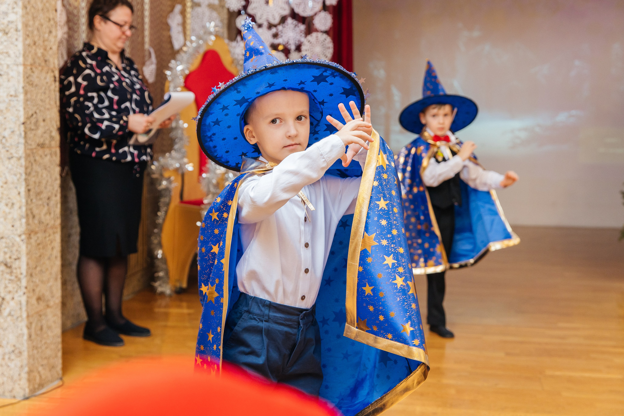 Детский сад № 93 — Утренник (27.12.2024). Свадебный и семейный фотограф Крамар Наталья