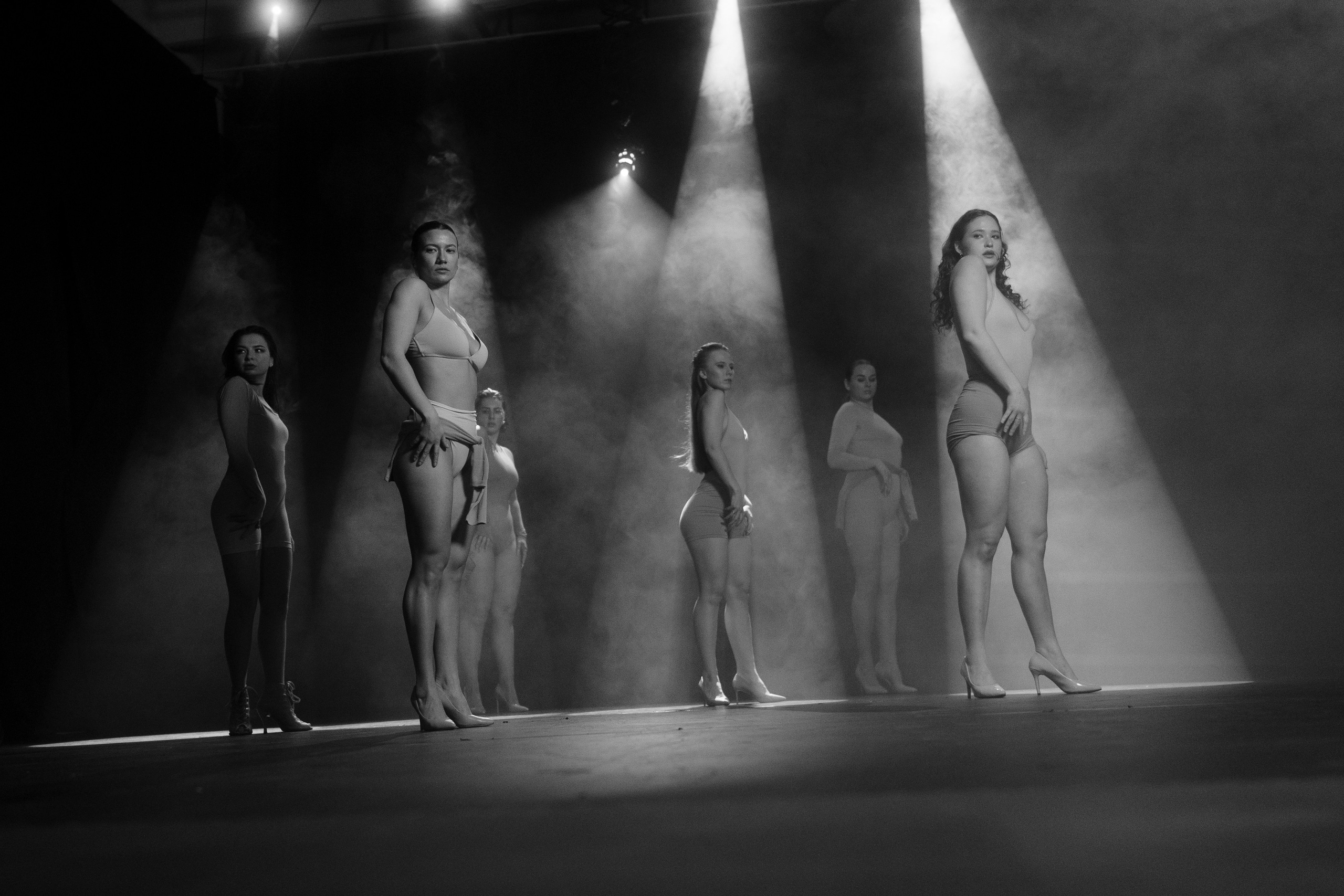 Reportage photography of dancers in the movie pavilion