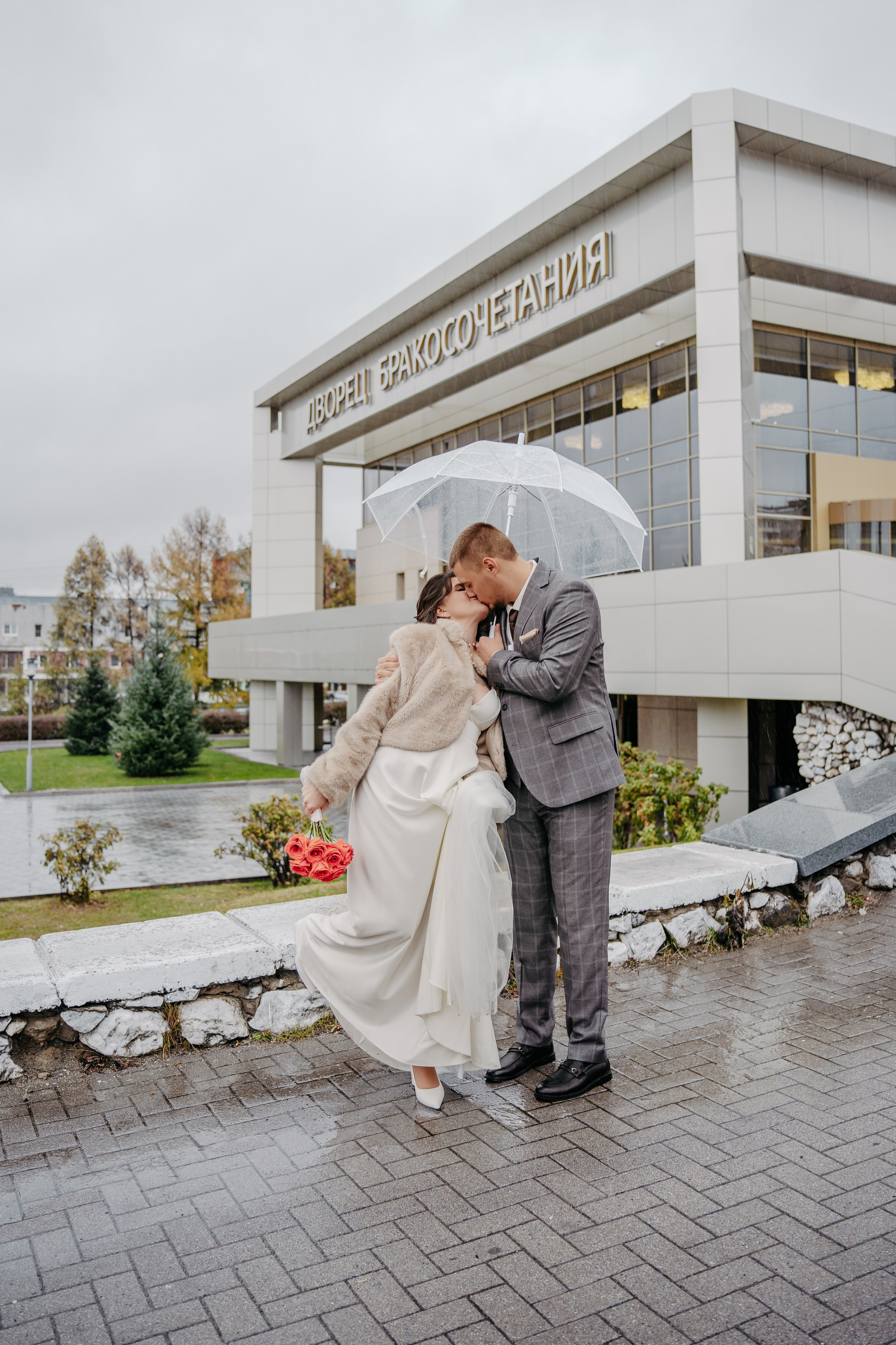 Полный свадебный день. Фотограф, видеограф и пилот дрона на Байкале