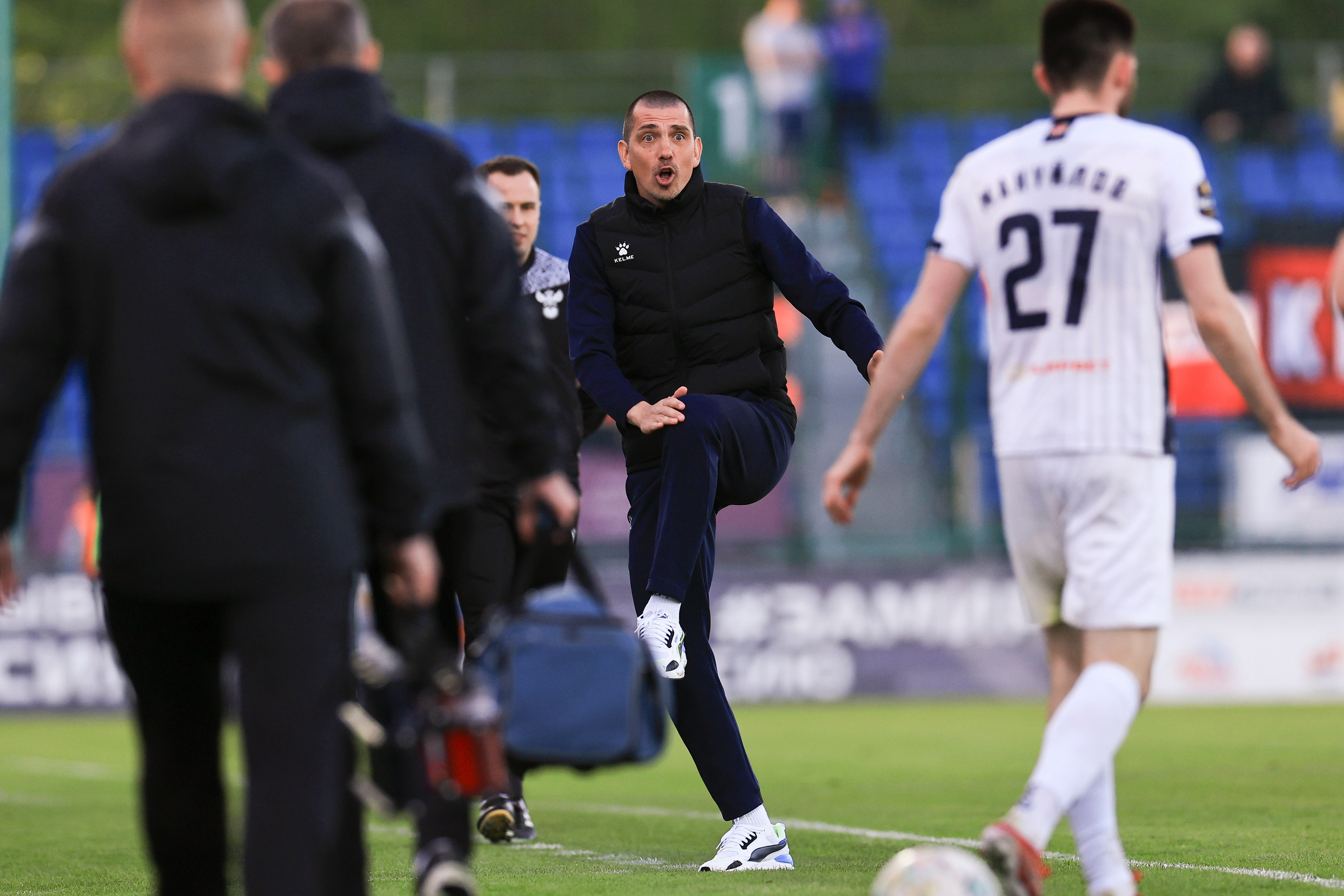 ФК Камаз — ФК Акрон. Спортивный репортажный фотограф Казань Нафис Сиразетдинов