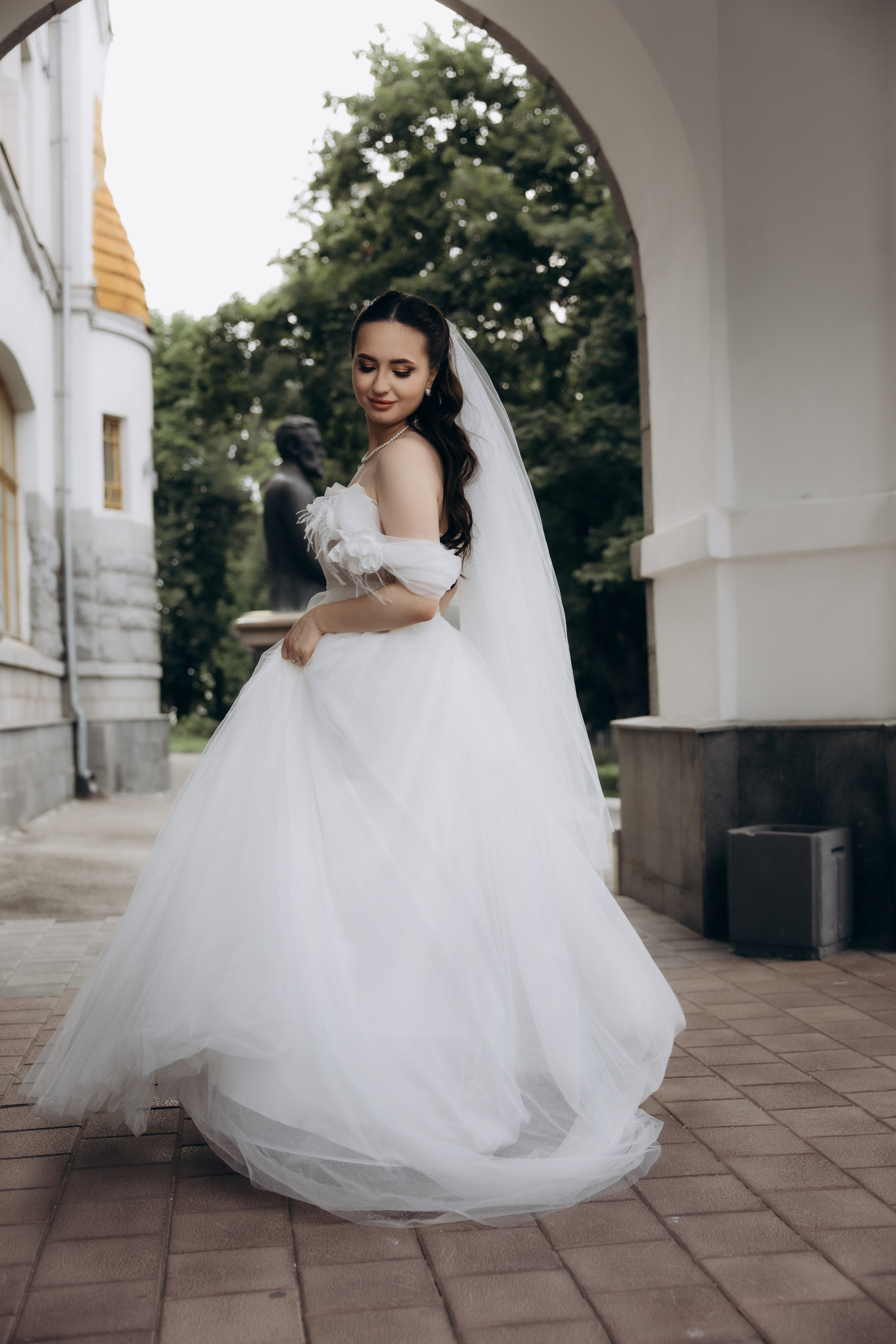 Свадебная фотосъемка в Пензе: Ольга и Владислав в отеле и студии «Перспектива»