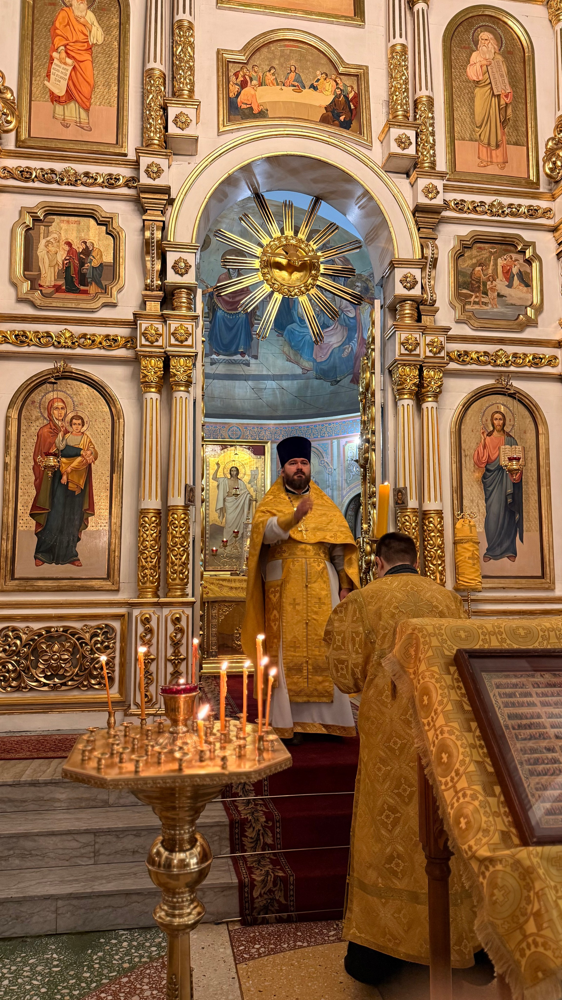 Соборная Божественная литургия духовенства Саратовского Юго-Западного благочиния. Саратовское Юго-Западное благочиние