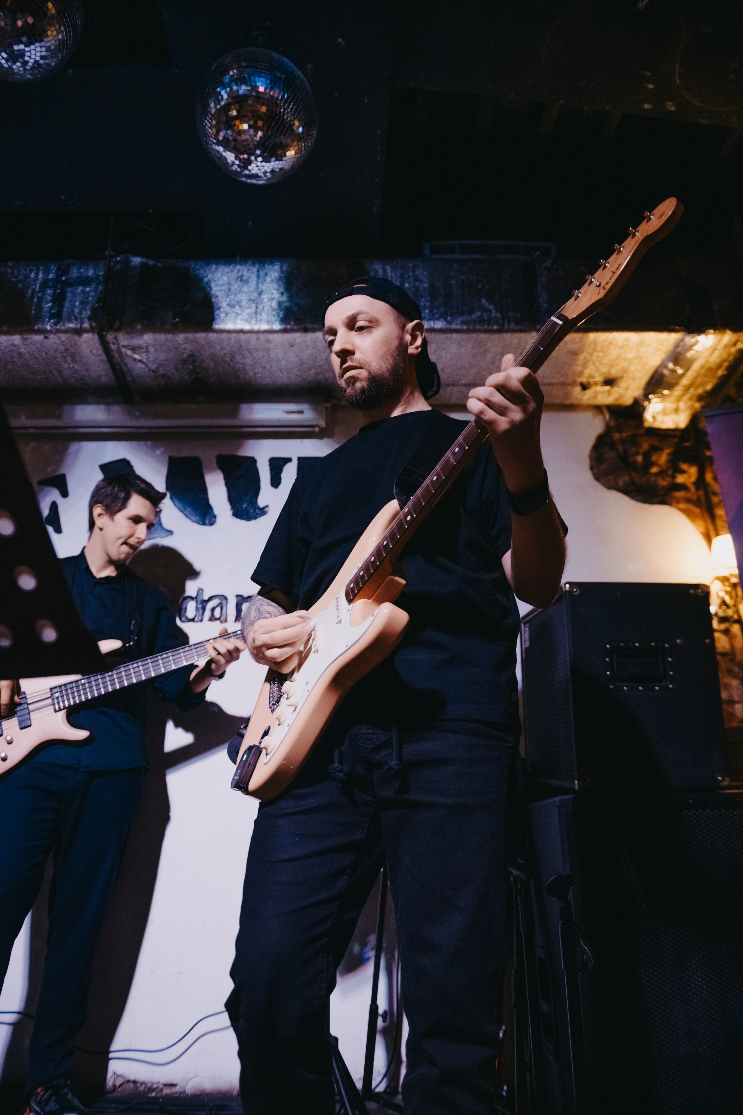 Концерт учеников Никиты Рукавицына в баре Defaqto