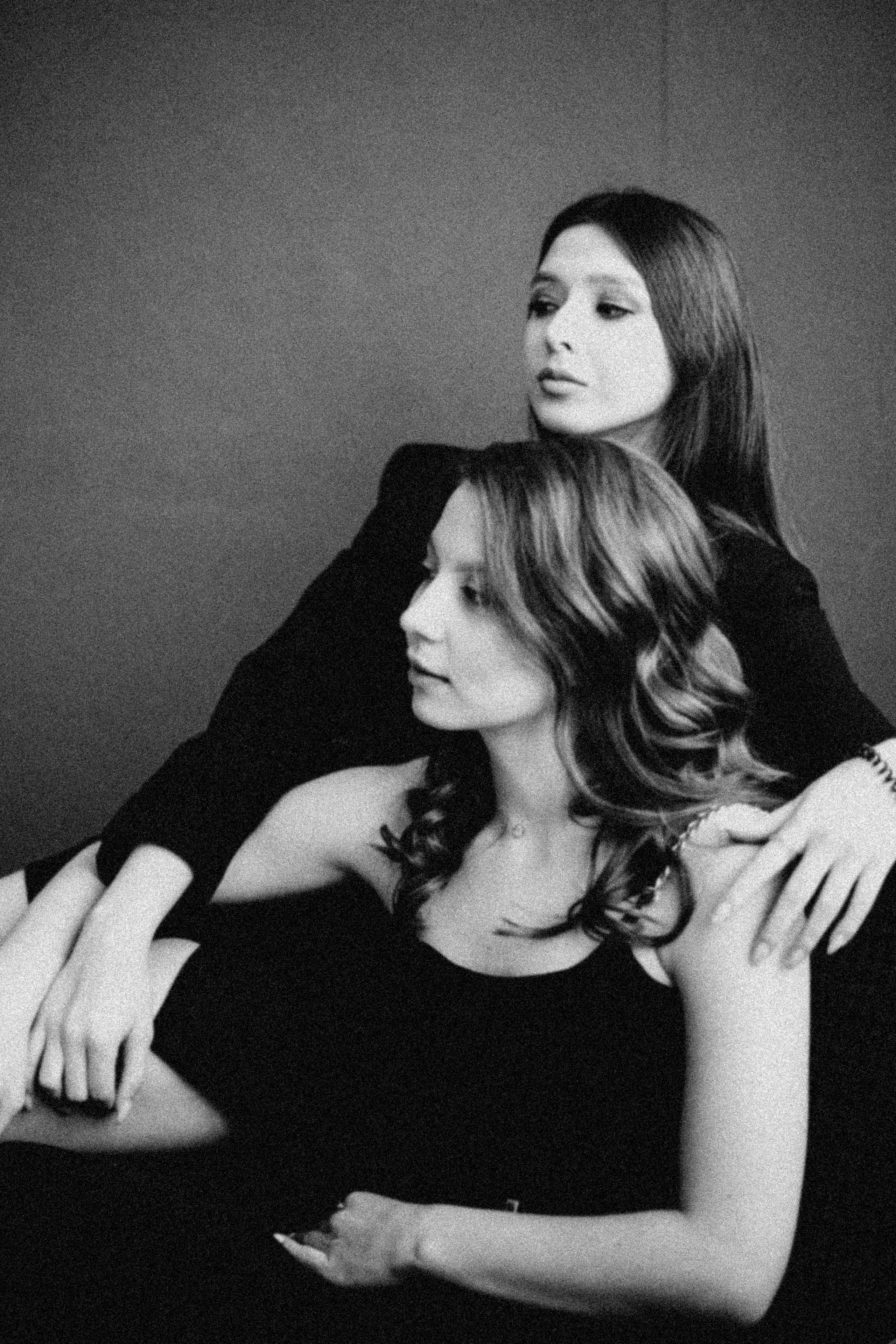 Две сестры. Семейный фотограф новорожденных УФА Гульнара Зиновьева