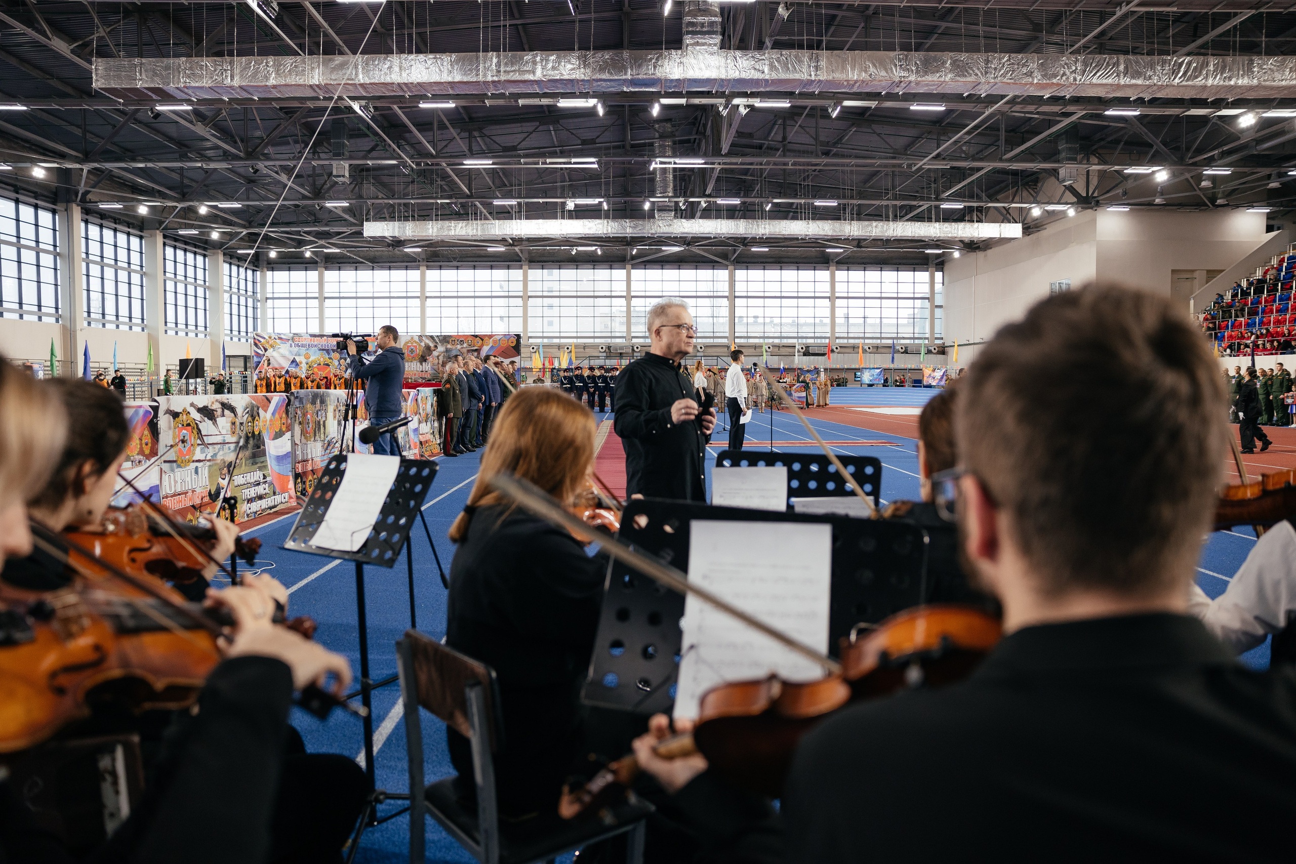 Манеж соревнования. Фотограф Крохин Олег