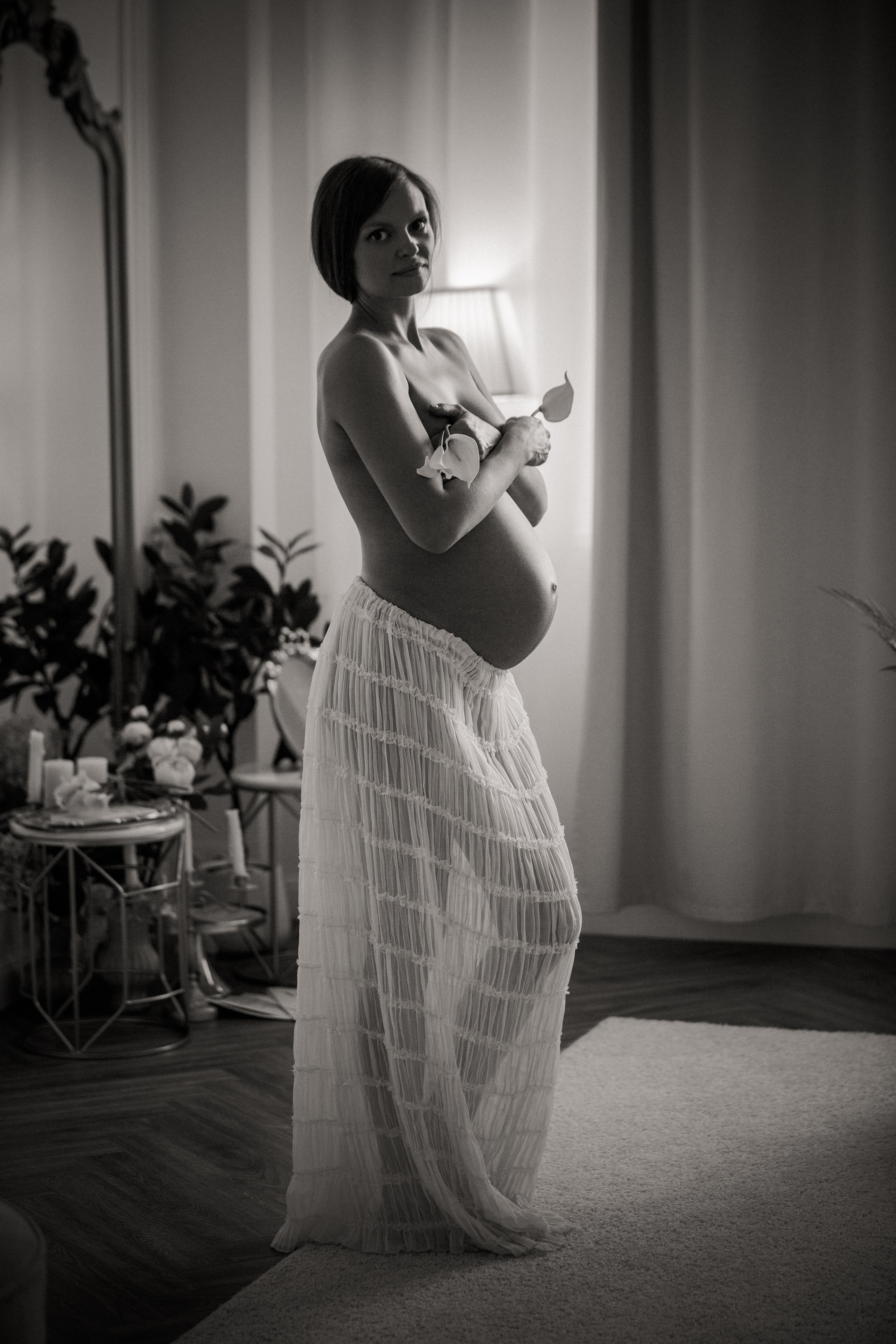 Фотосессия беременности в студии. X-Place студия в Москве. Свадебный и семейный фотограф в Москве и Подмосковье Лариса Козлова