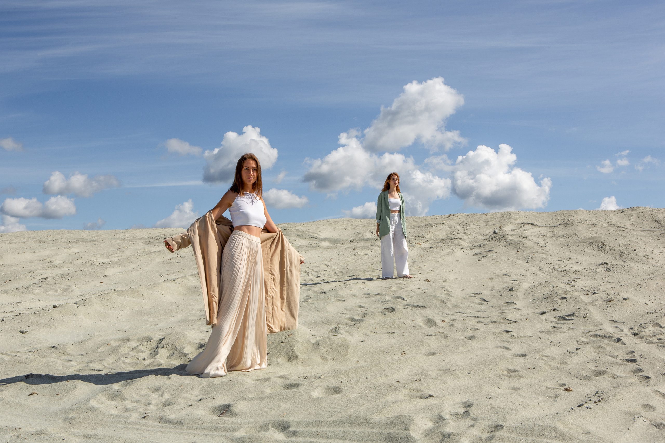 Двое в пустыне. Фотограф Екатерина Голицына