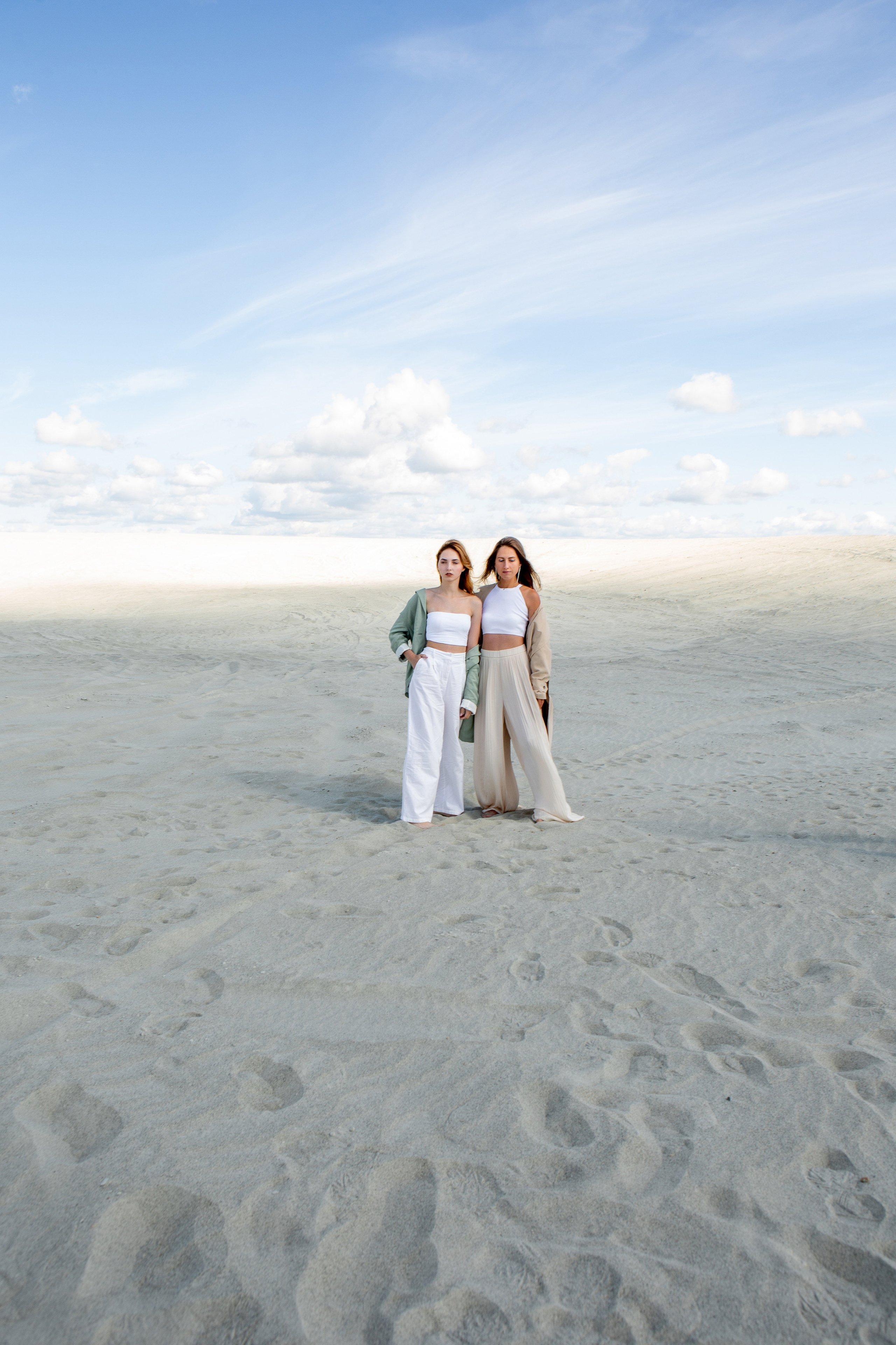 Двое в пустыне. Фотограф Екатерина Голицына