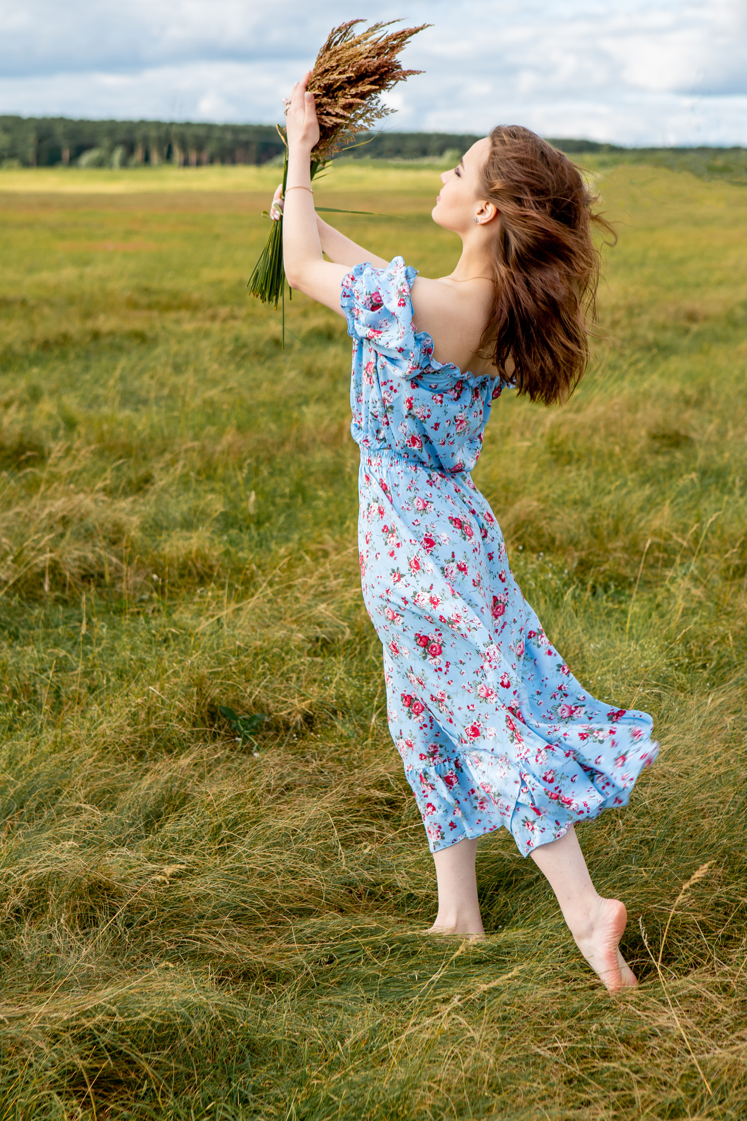 В поле. Фотограф Екатерина Голицына