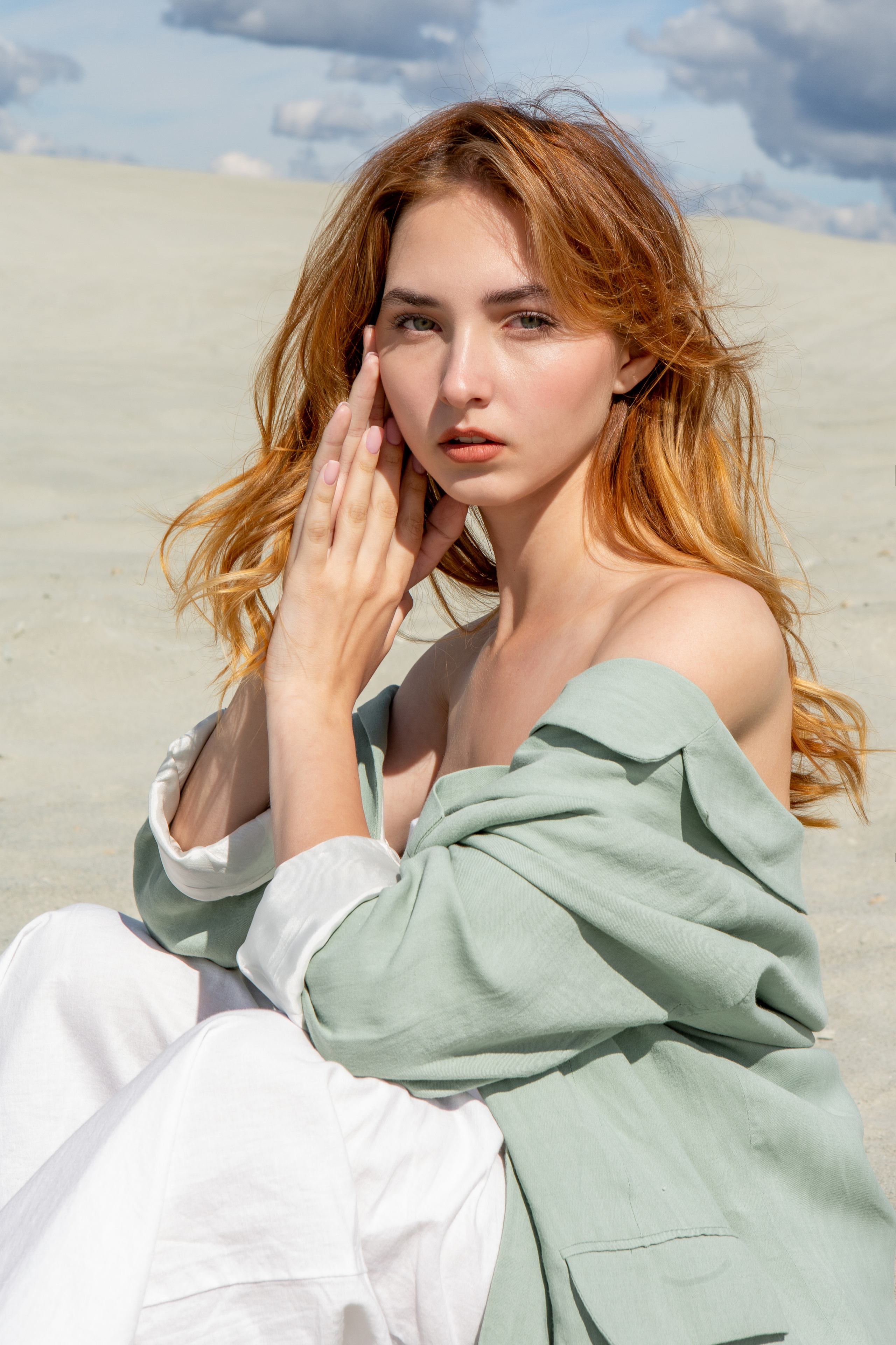 Двое в пустыне. Фотограф Екатерина Голицына