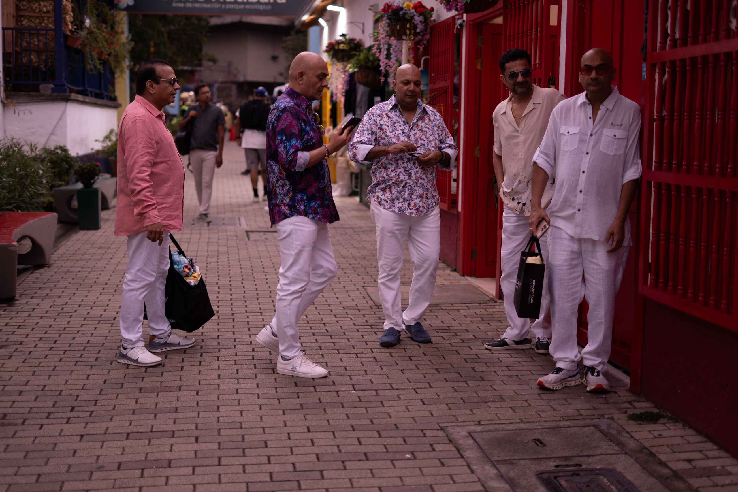 Bachelor party / One day in Medellin. Wedding Photographer in Barcelona and Medellin