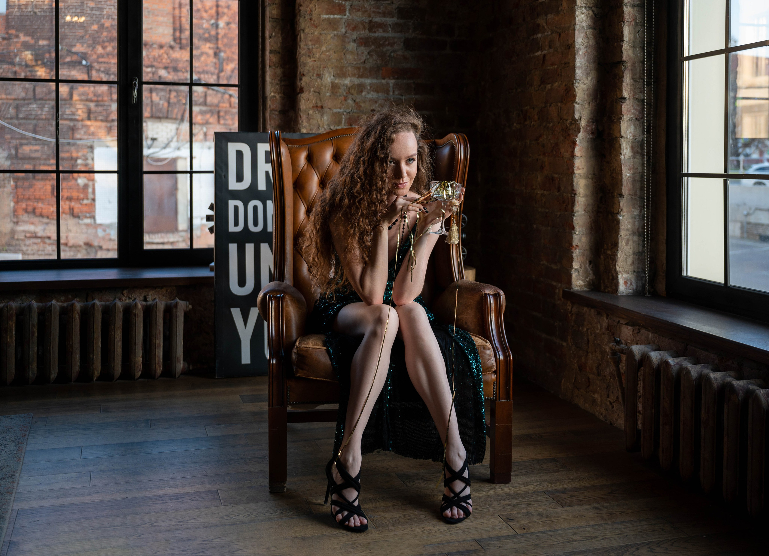 Новый год девушка. Семейный и контент фотограф в Москве Alira