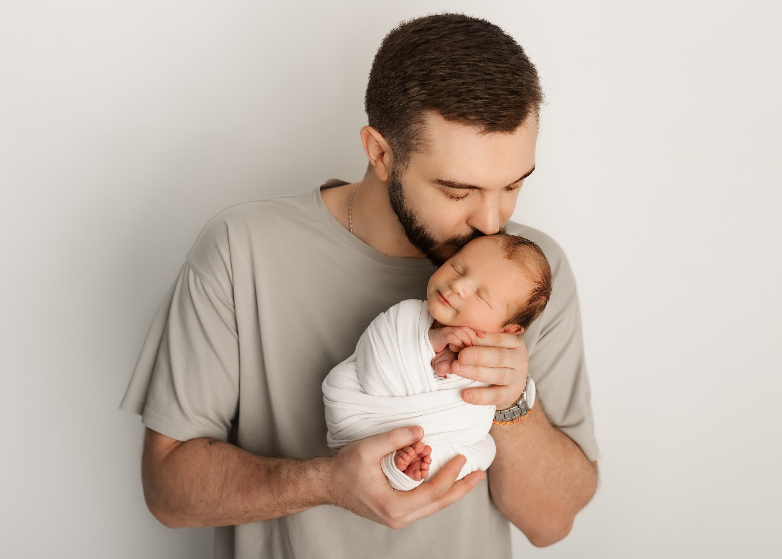 Фотосъёмка новорожденных. Фотограф Беременности и Новорождённых в Кемерово