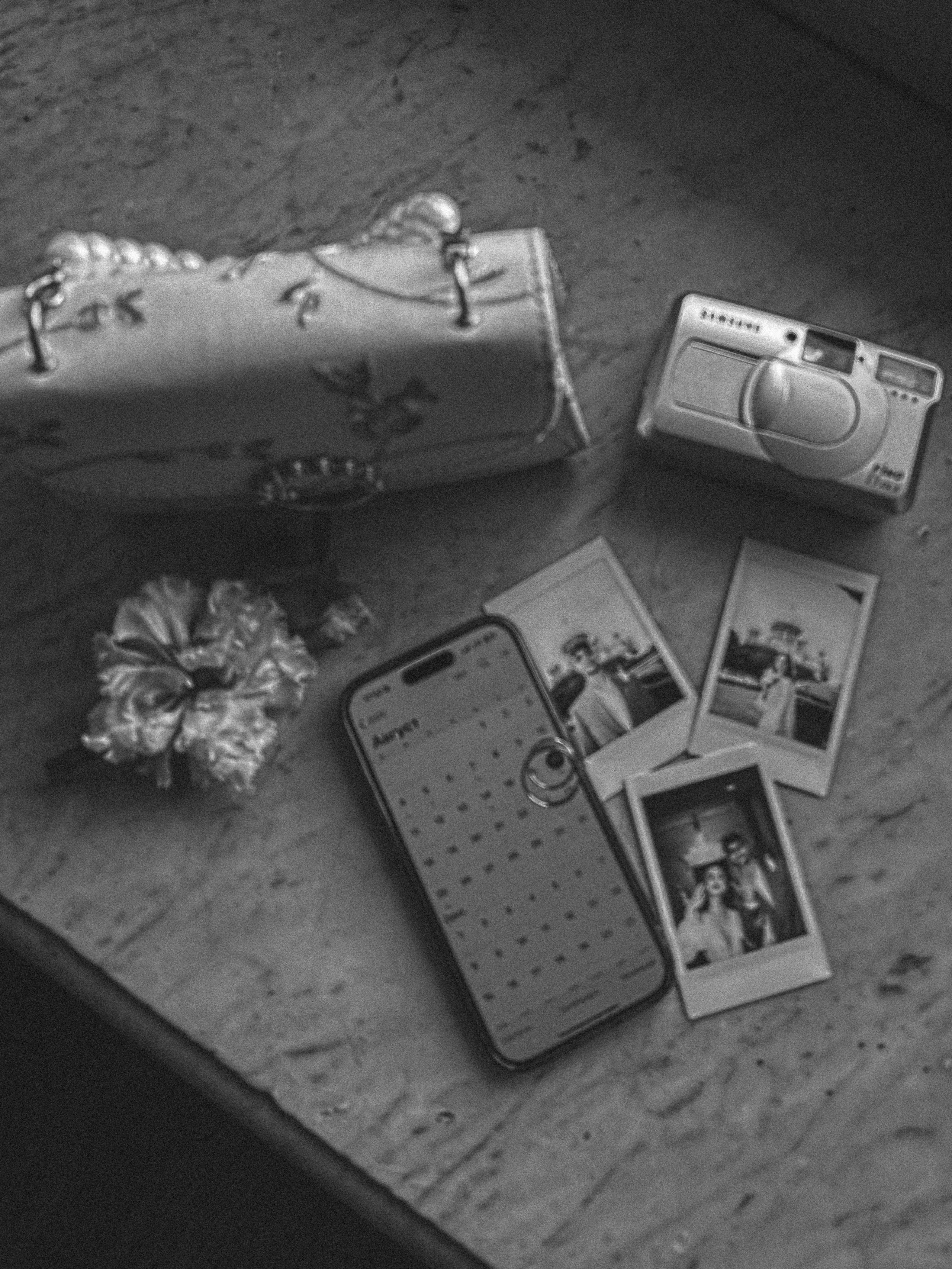 ФОТО НА ТЕЛЕФОН ВО ВРЕМЯ БРАКОСОЧЕТАНИЯ В ПЕРВОМ ДВОРЦЕ И ПРОГУЛКИ. Профессиональный фотограф, Санкт-Петербург — Виктория Богомолова