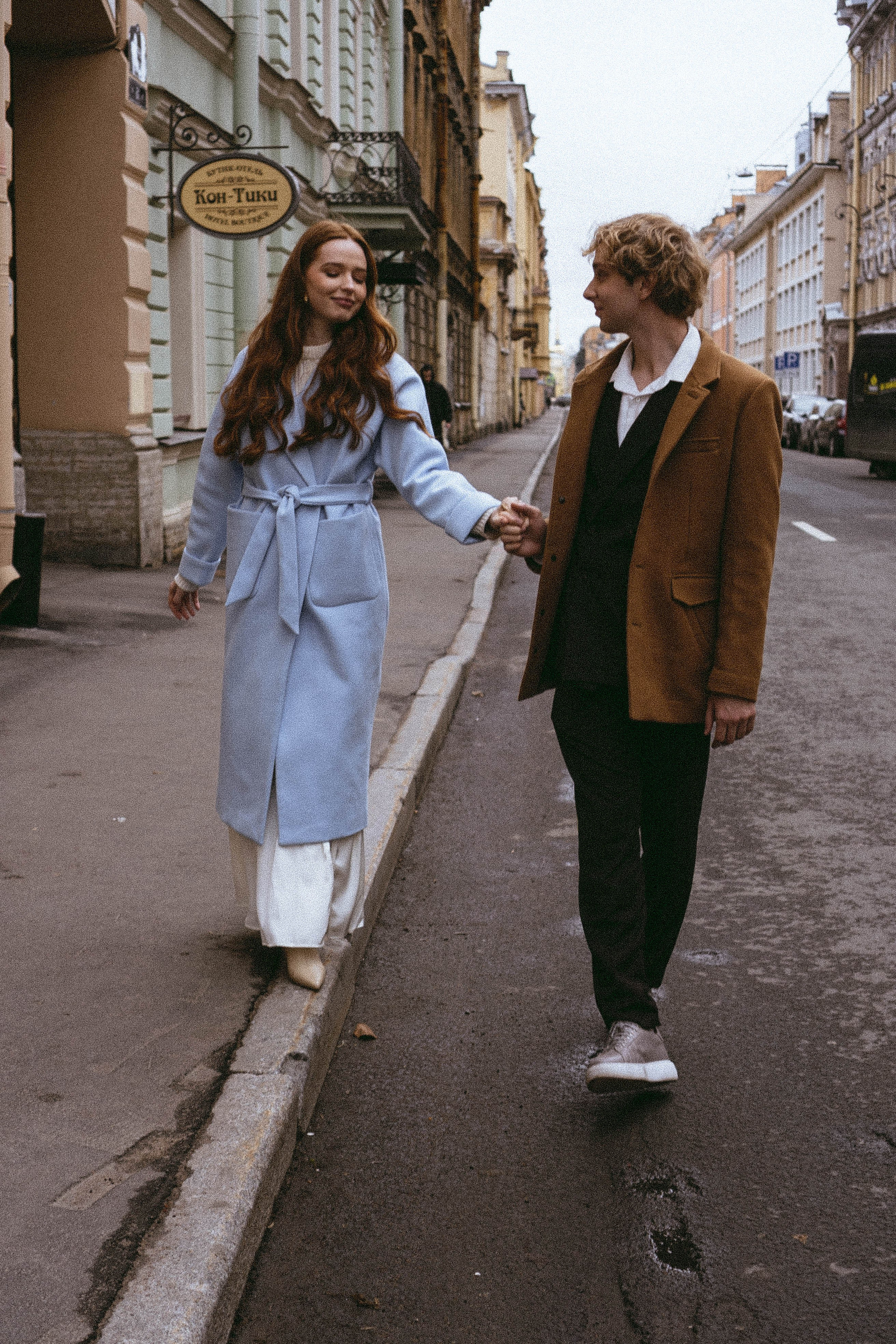 СВАДЕБНАЯ ПРОГУЛКА ПО ПЕТРОГРАДКЕ ВЕСНОЙ (ФОТОСЕССИИЯ ПАРЫ СВАДЕБНАЯ). Профессиональный фотограф, Санкт-Петербург — Виктория Богомолова