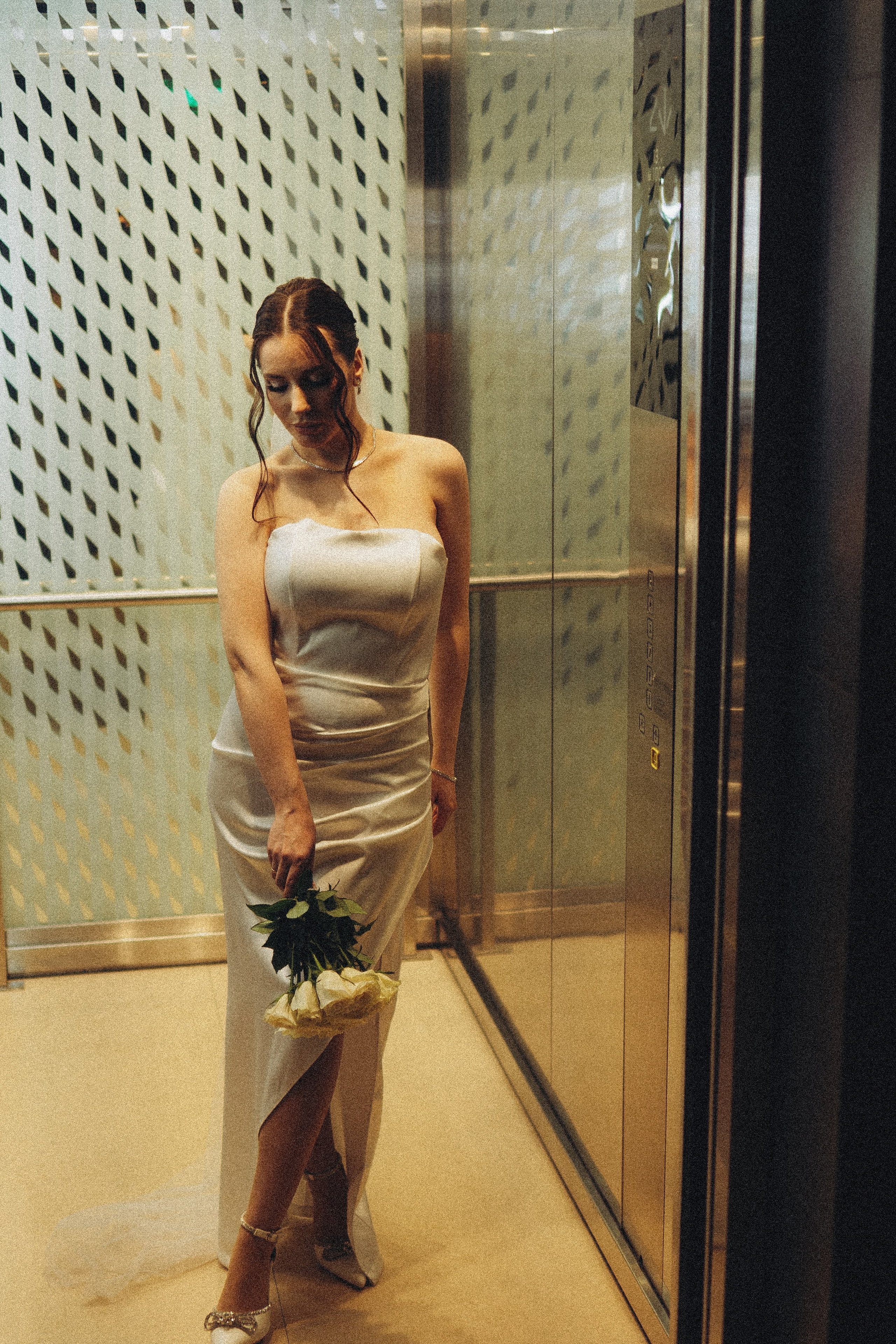 СВАДЕБНАЯ СЬЕМКА СБОРОВ ЖЕНИХА И НЕВЕСТЫ В ОТЕЛЕ И ТАКЖЕ ФОТОСЕССИИЯ В ОТЕЛЕЕ МЕГАПОЛИС БРЯНСК. Профессиональный фотограф, Санкт-Петербург — Виктория Богомолова