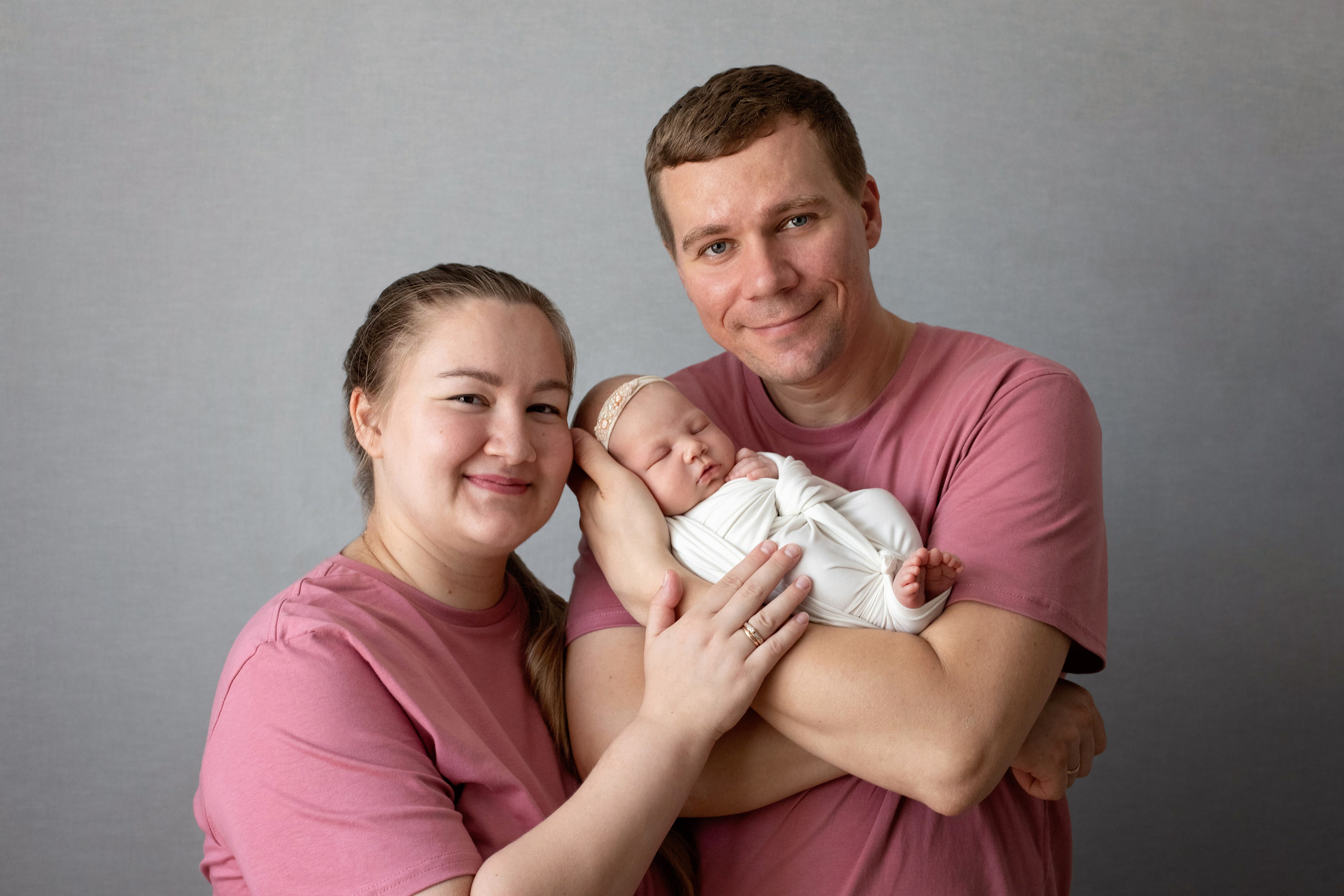 Елена + Евгений = Полина Итого. Фотограф новорожденных в Екатеринбурге Татьяна Продан
