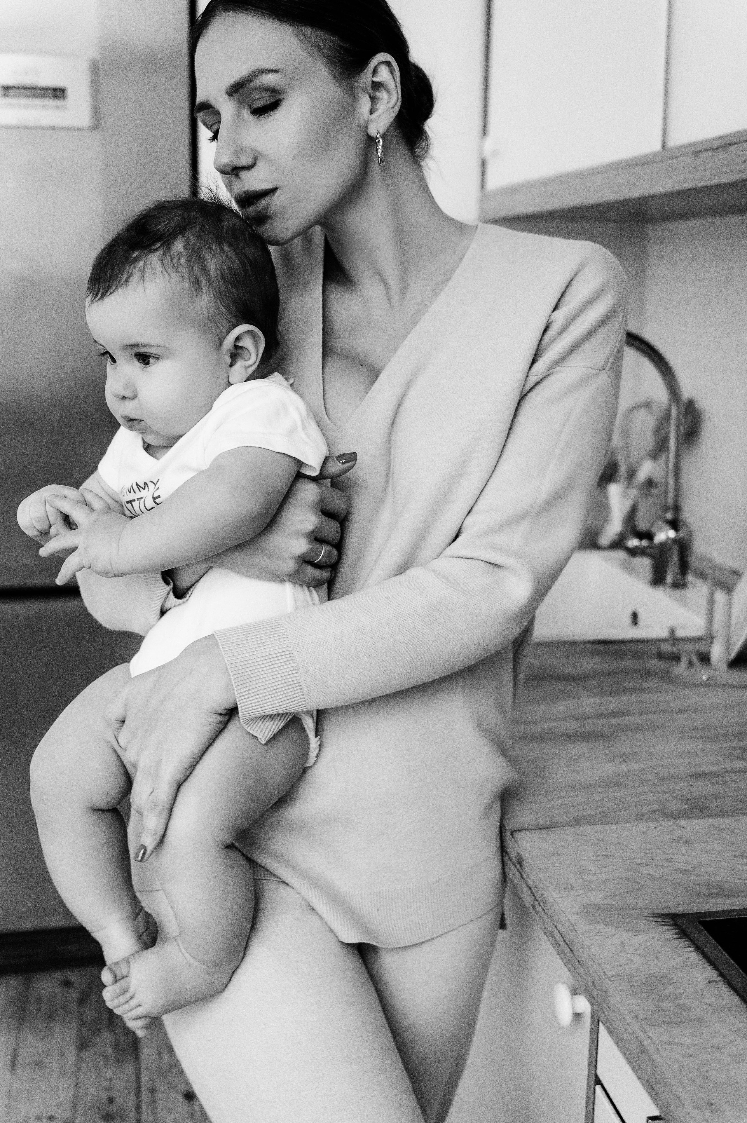 Марина. Профессиональный фотограф беременности в СПБ. Стильные фотосессии беременности в стиле минимализм и классическая фотография