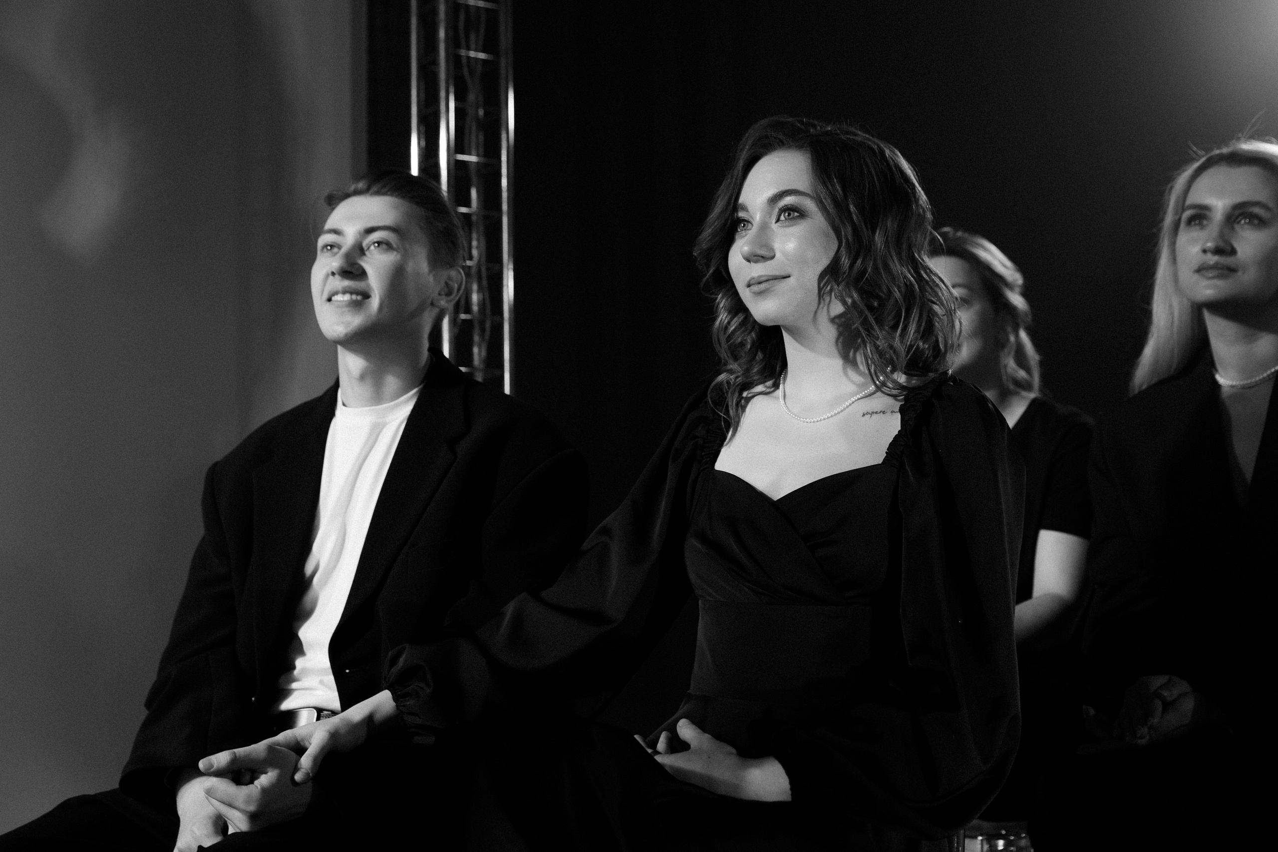 Также как все… Также как все…. Фотограф Илья Бурдун