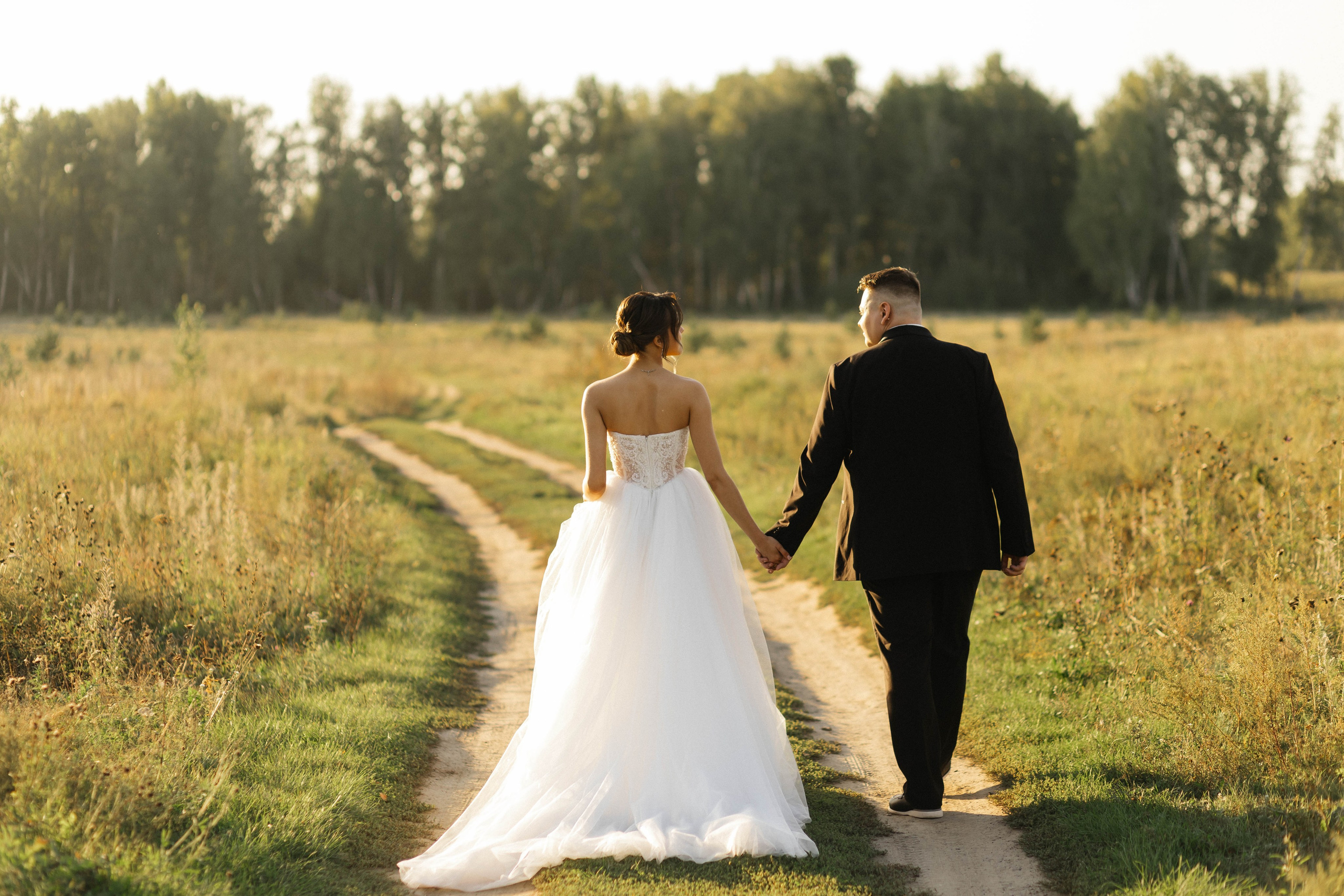 Свадебная история. Лесной Виладж. Свадебный и семейный фотограф Рассказова Виктория