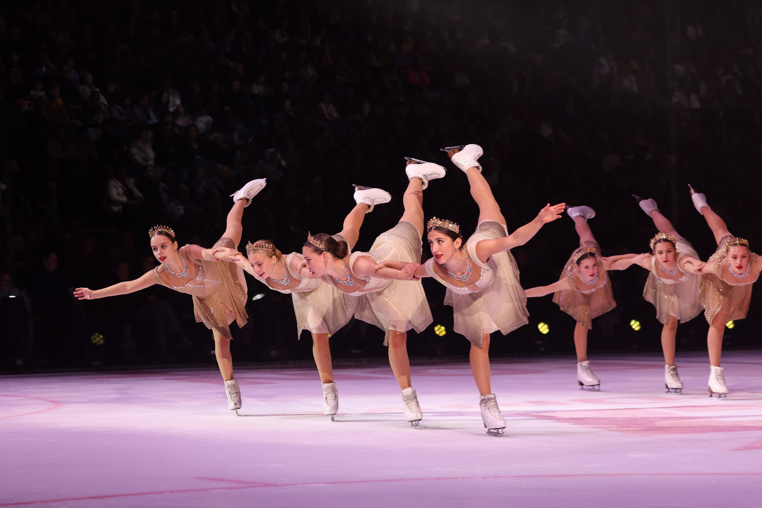 «Русалочка» шоу Евгения Плющенко 26 октября 2024. Спортивный и репортажный фотограф Антон Тереханов