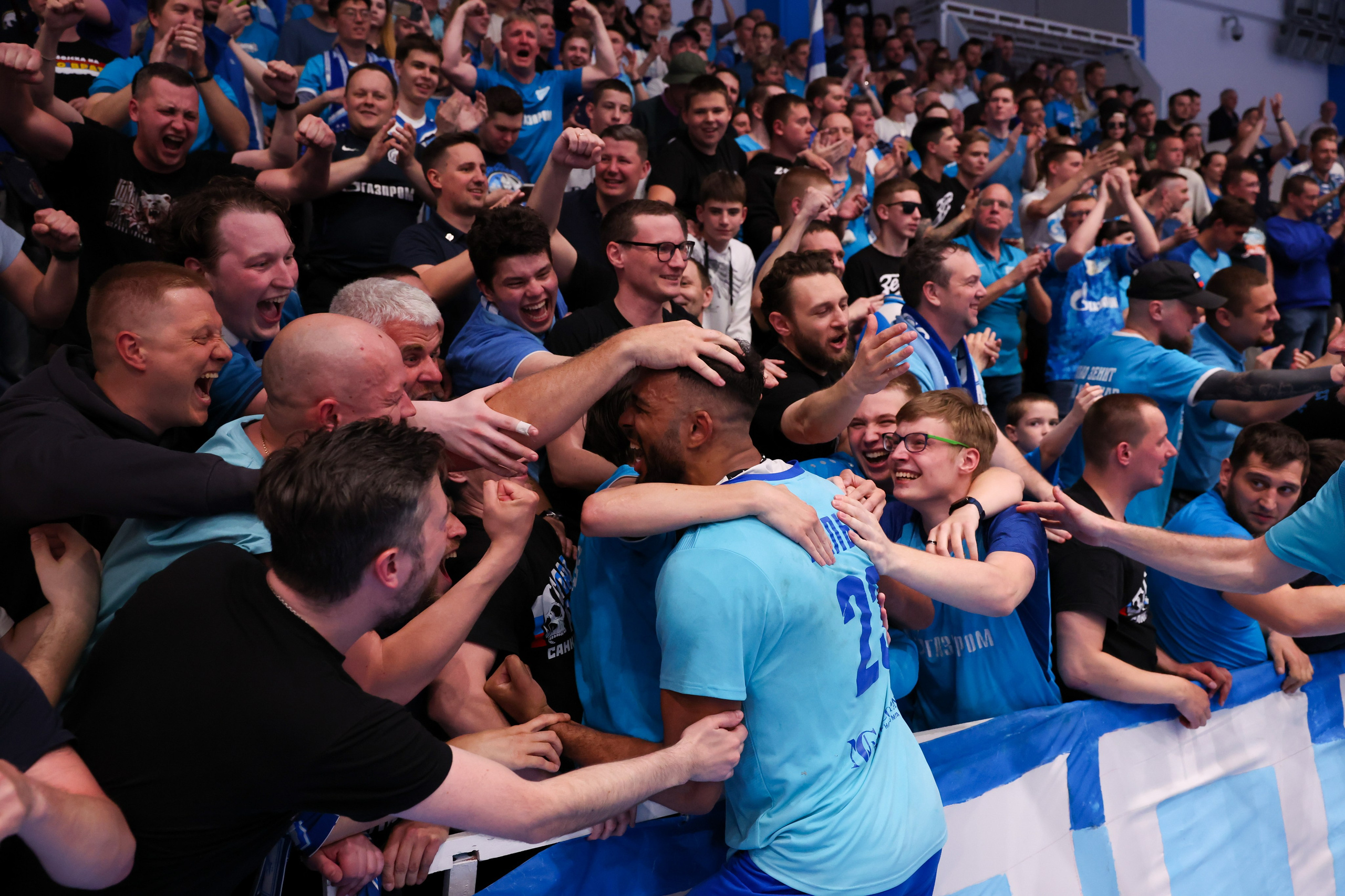 ГК Зенит — ГК ЦСКА финал ЧР2024/25 3 игра 28.05.2025. Спортивный и репортажный фотограф Антон Тереханов