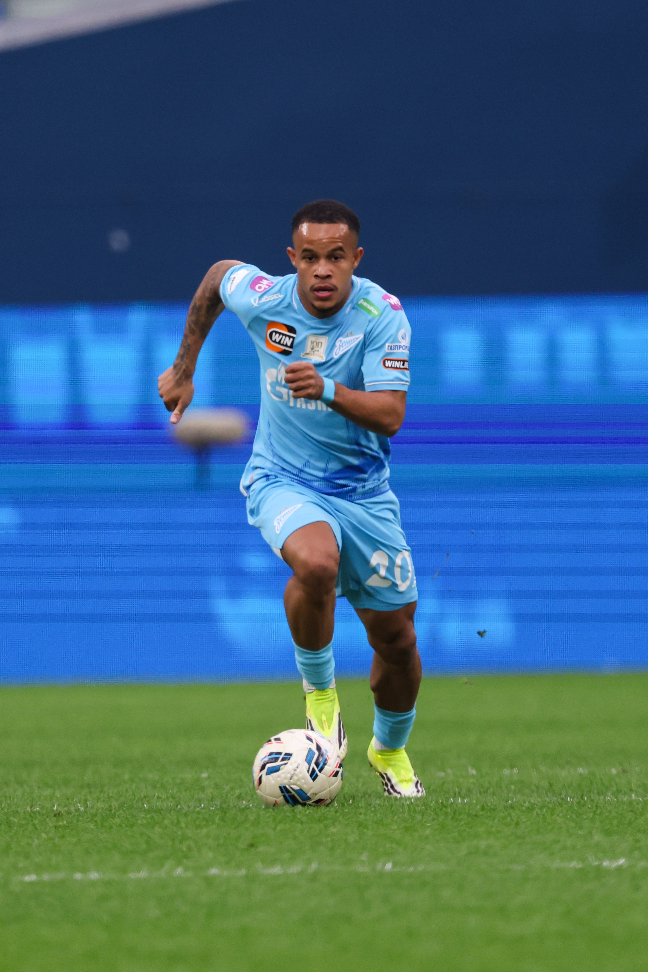 ФК «Зенит» — ФК «Крылья советов». Спортивный и репортажный фотограф Антон Тереханов