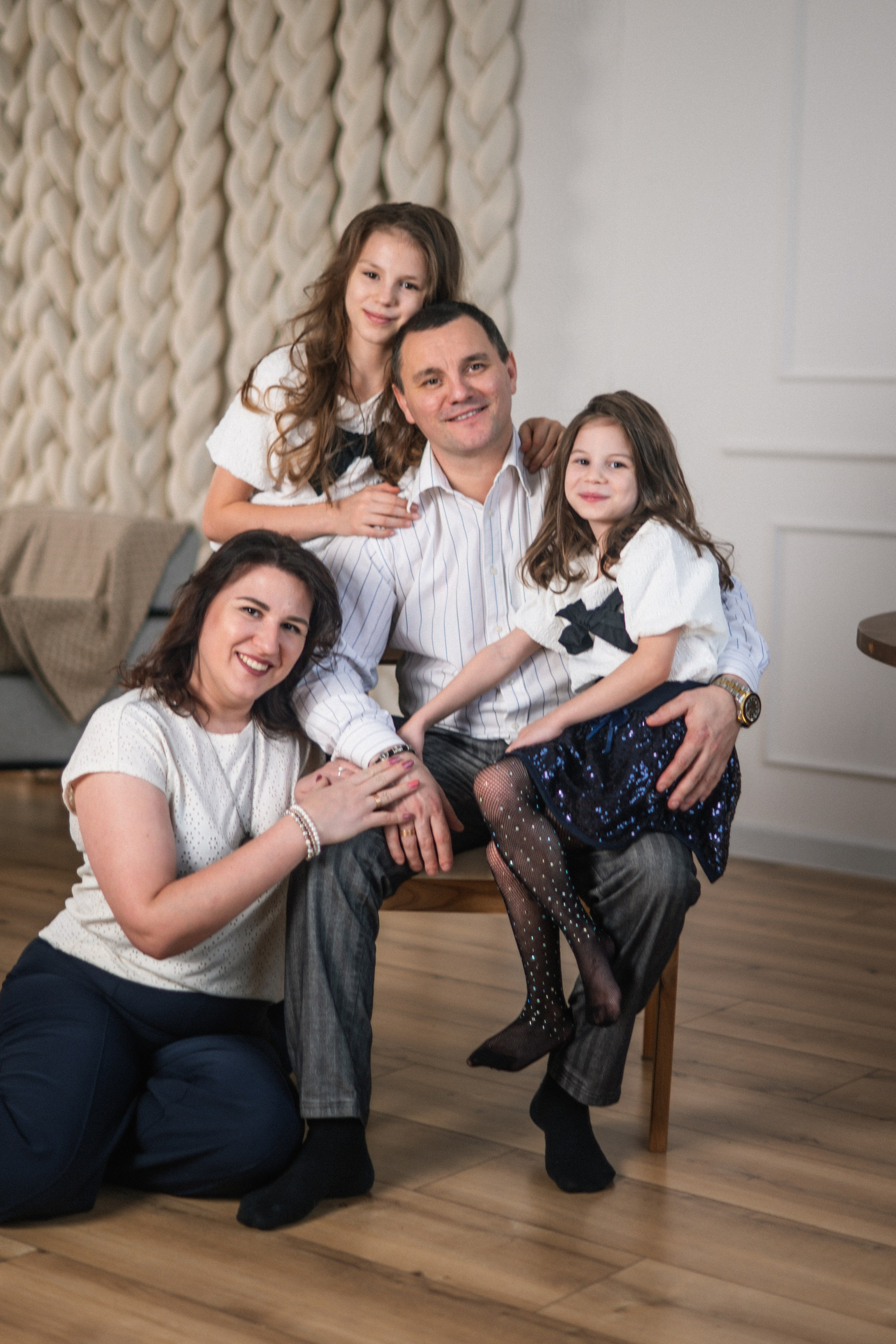 Семейная Фотосессия. Я Ольга Казанцева, фотографирую снимаю ваши киноистории и печатаю фото и цифровые портреты на холсте