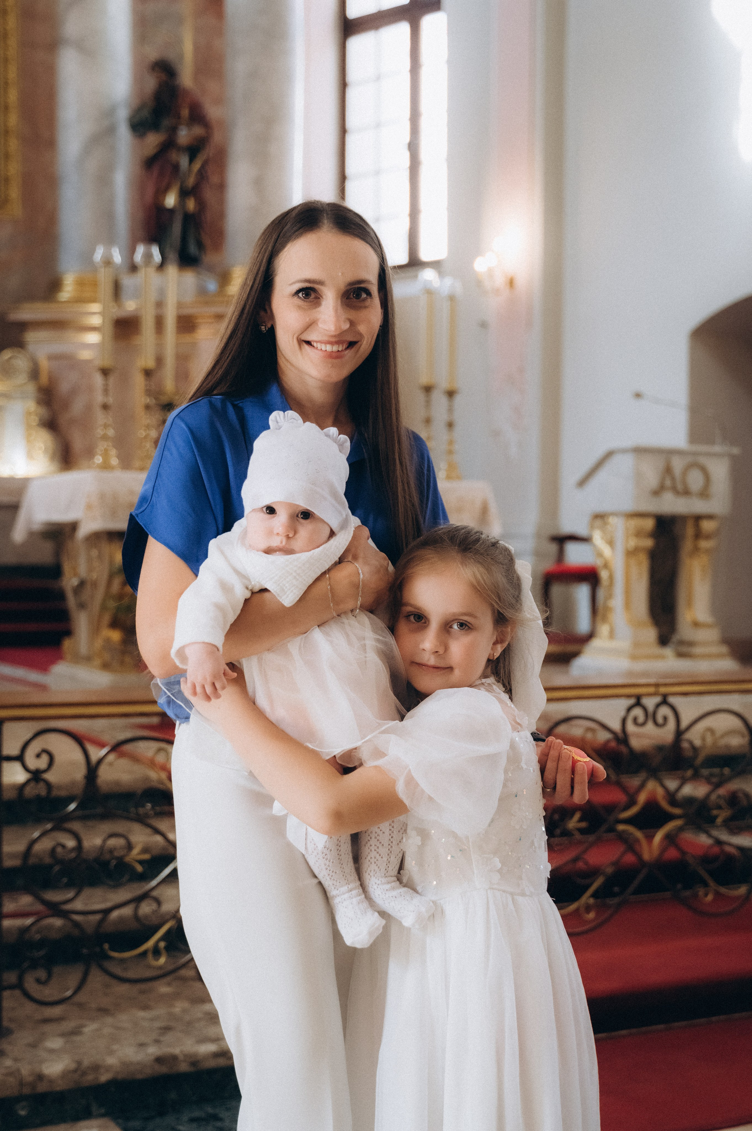 Крещение Василисы Архикафедральный костел Имени Пресвятой Девы Марии. Семейный фотограф в Минске Дарья Дреко